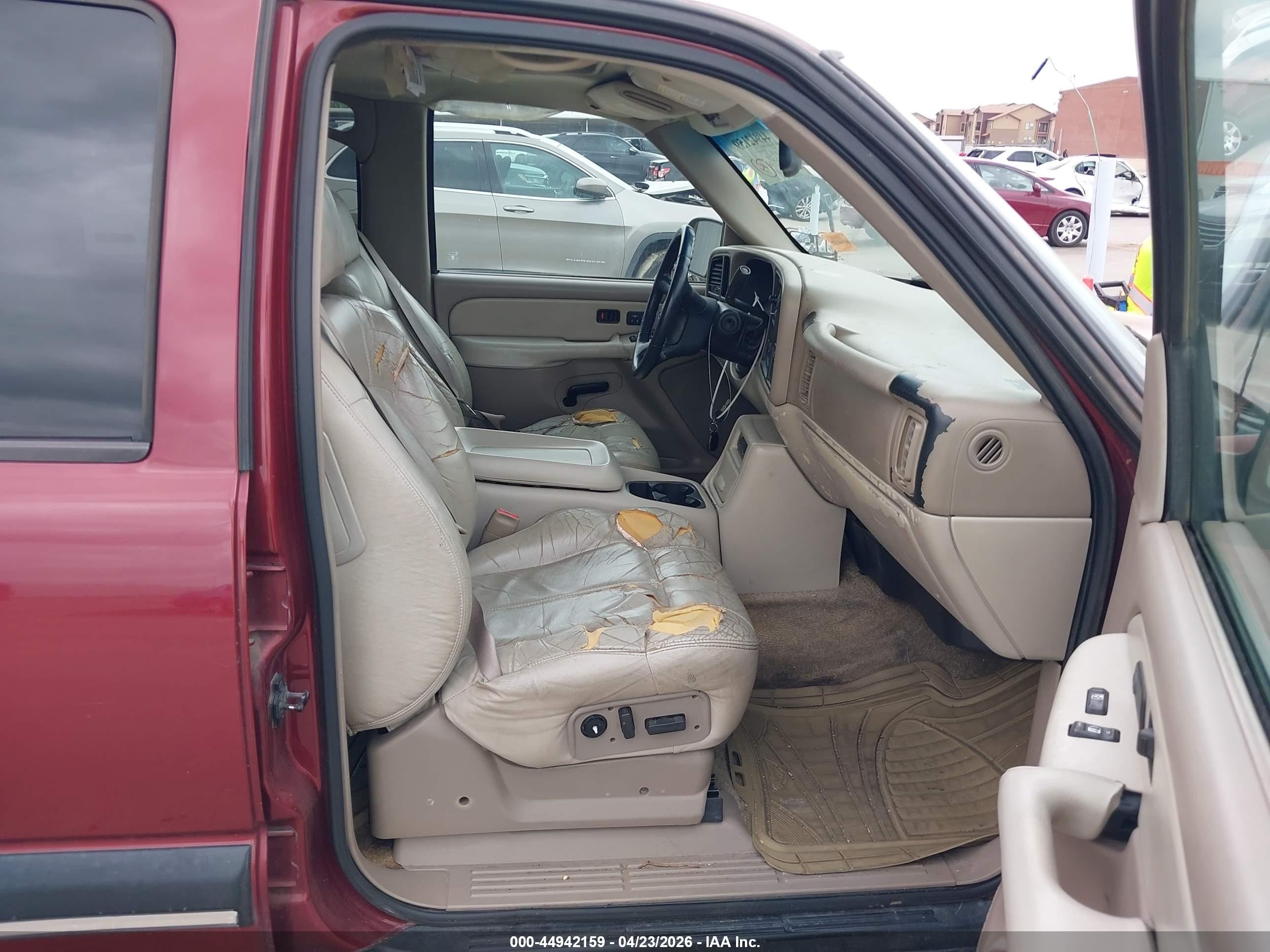 2001 Chevrolet Suburban 1500 Lt Бордовый vin: 1GNEC16T81J304765