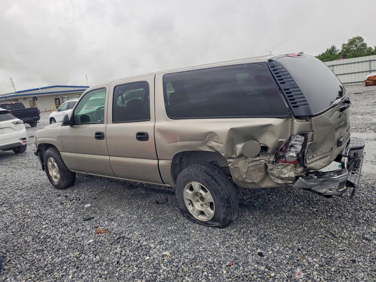 2003 Chevrolet Suburban C1500 Tan vin: 1GNEC16Z03J157400