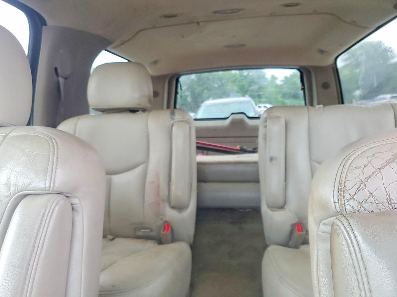 2003 Chevrolet Suburban C1500 Tan vin: 1GNEC16Z03J157400