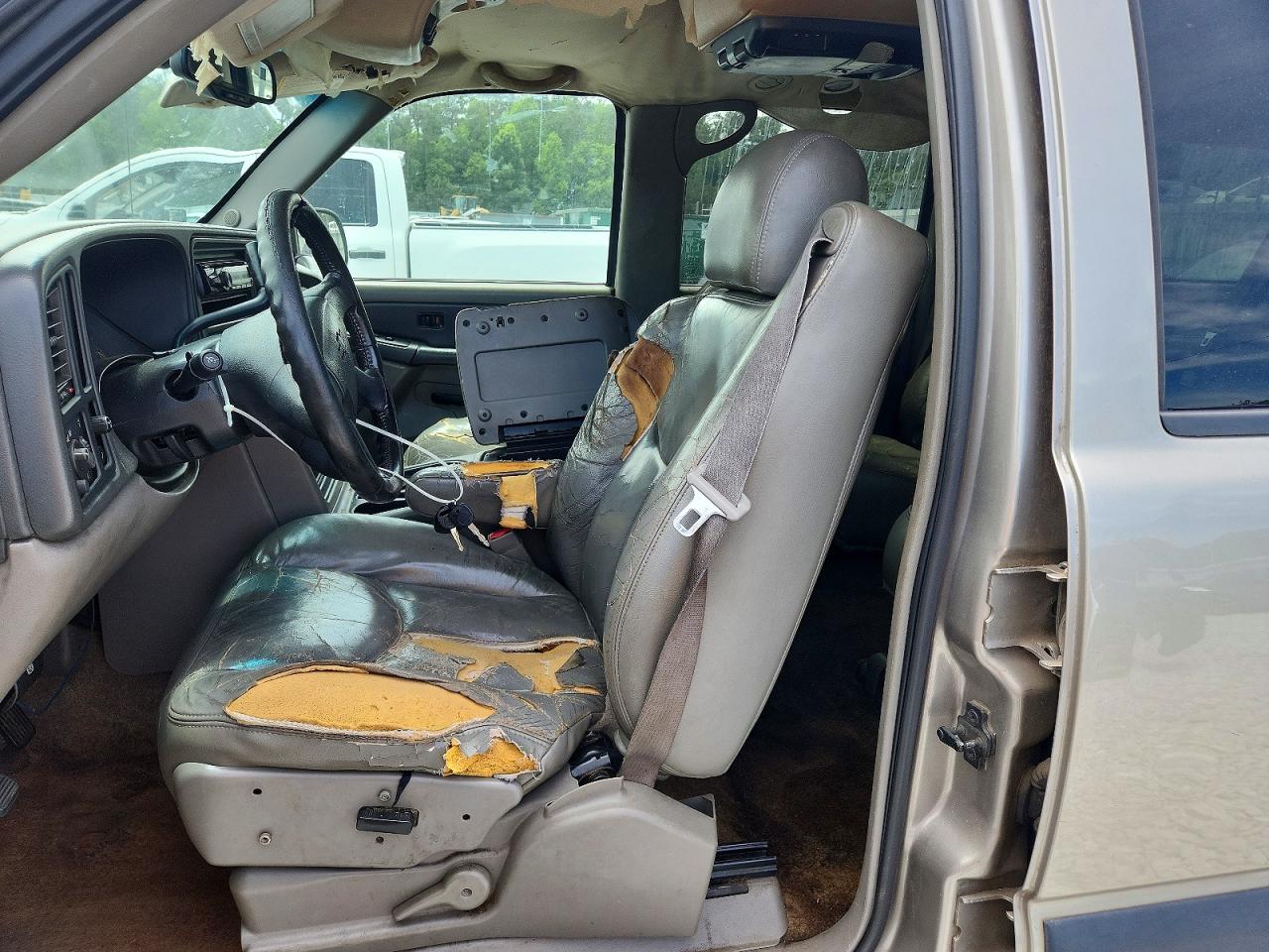 2003 Chevrolet Suburban 1500 Beige vin: 1GNEC16Z03J189036