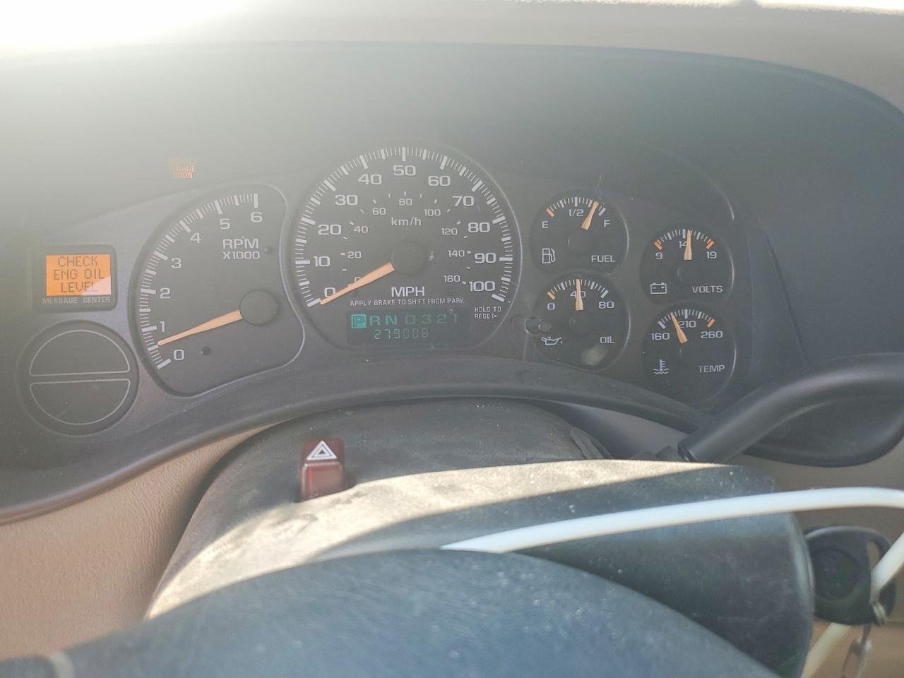 2002 Chevrolet Suburban C1500 Gold vin: 1GNEC16Z12J128342