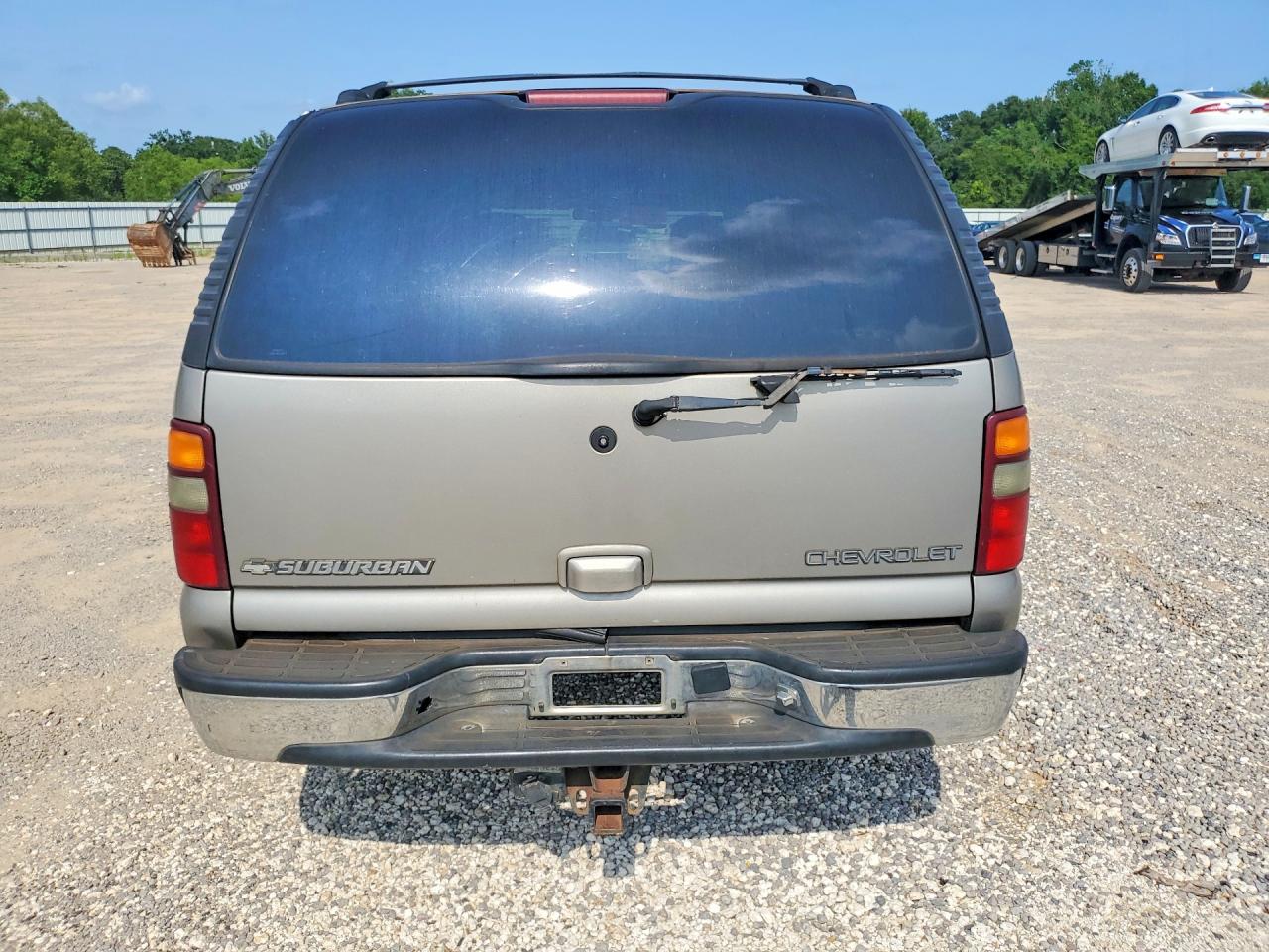 2002 Chevrolet Suburban C1500 Beige vin: 1GNEC16Z12J143309