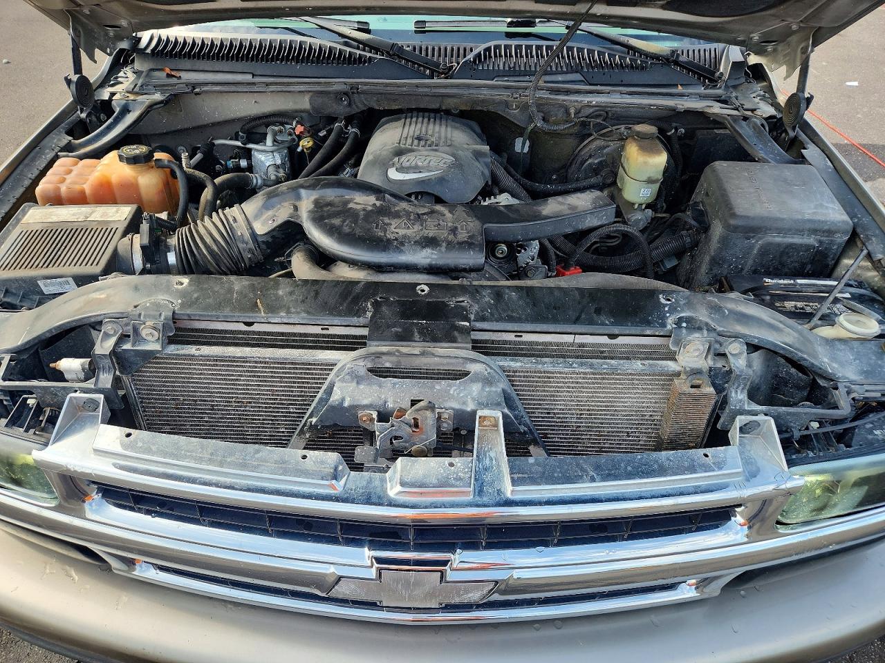 2002 Chevrolet Suburban C1500 Tan vin: 1GNEC16Z12J189819