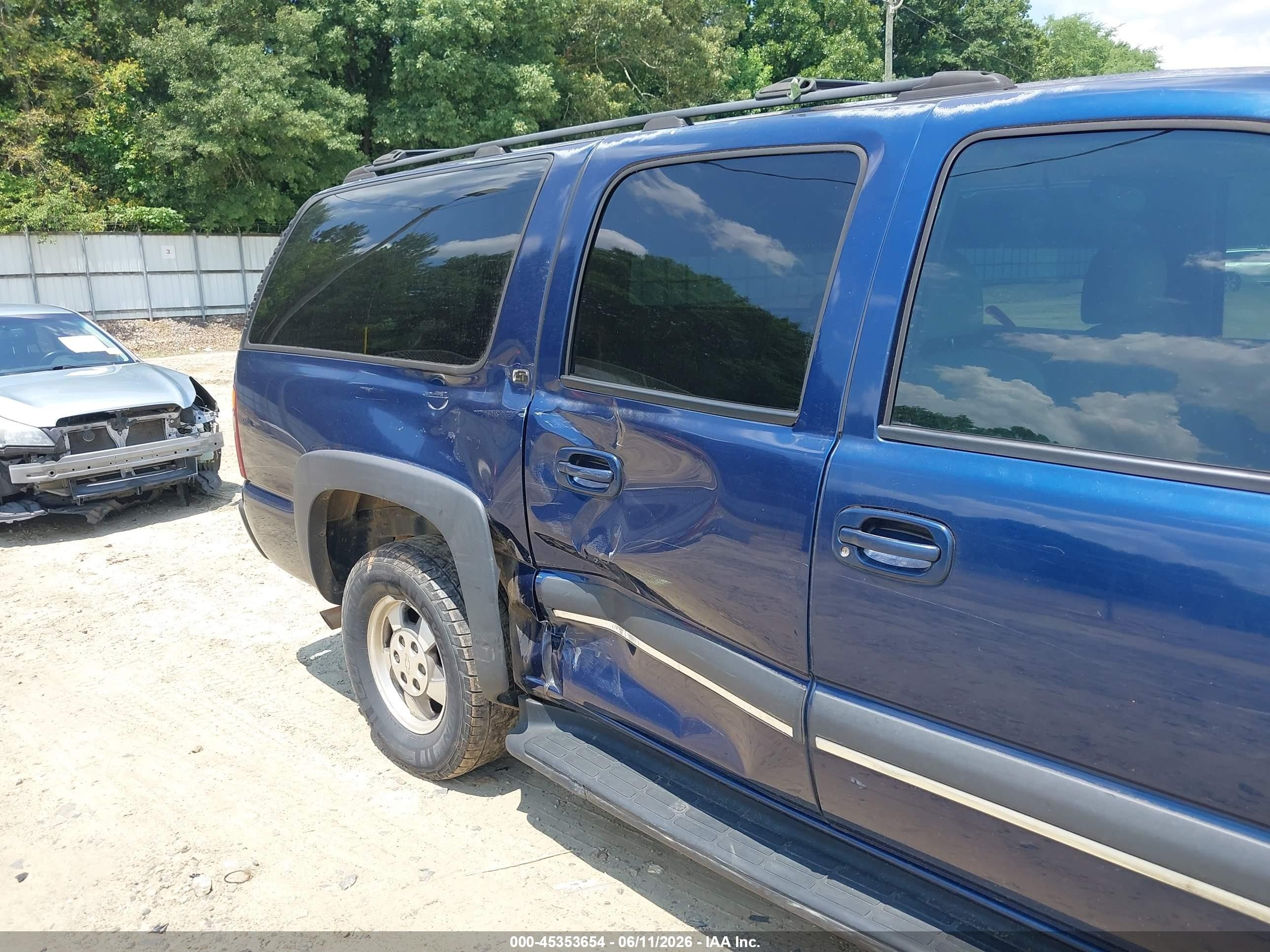 2002 Chevrolet Suburban 1500 Lt Blue vin: 1GNEC16Z12J303494