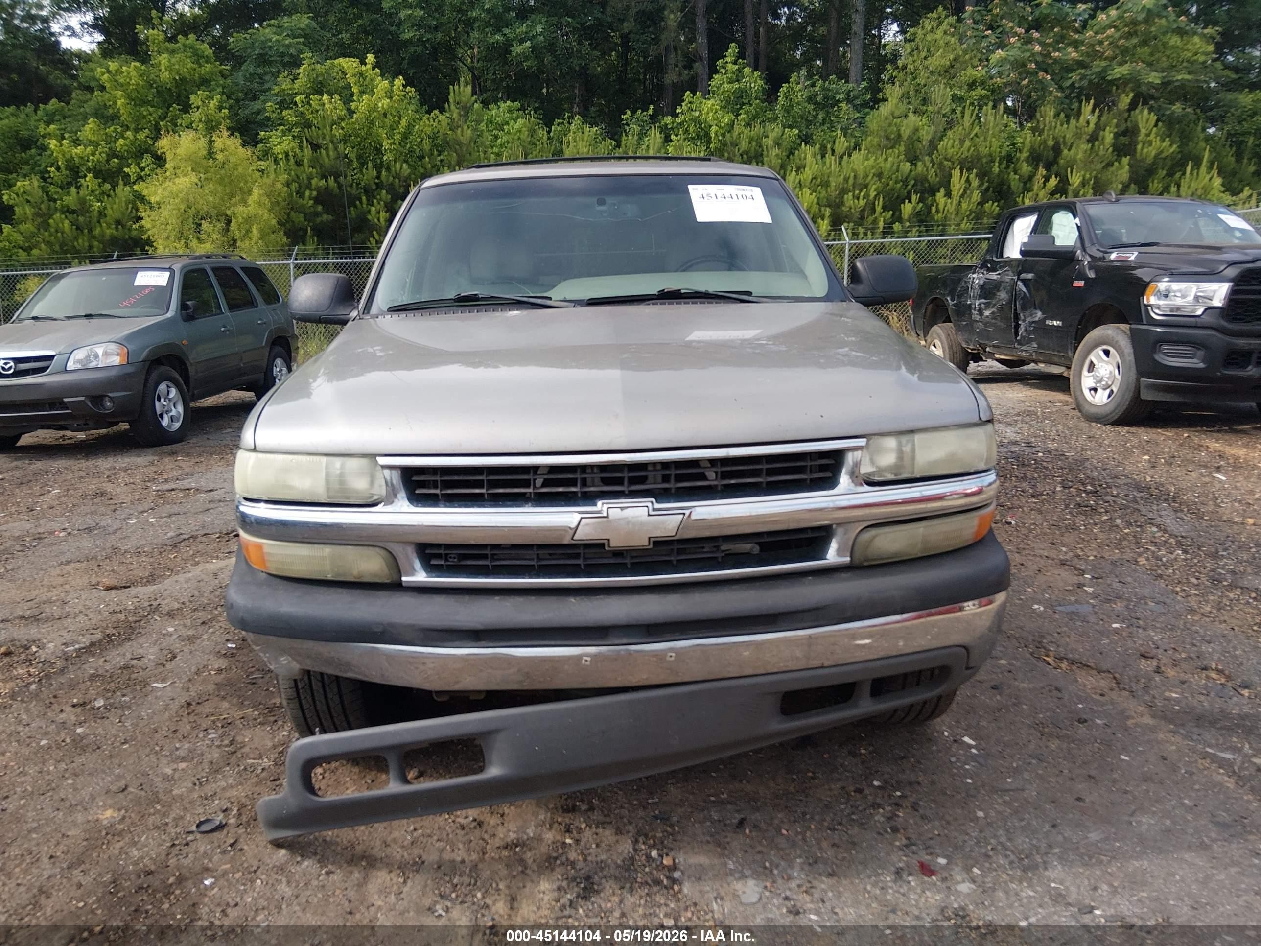 2002 Chevrolet Suburban 1500 Ls Золотой vin: 1GNEC16Z22J252622