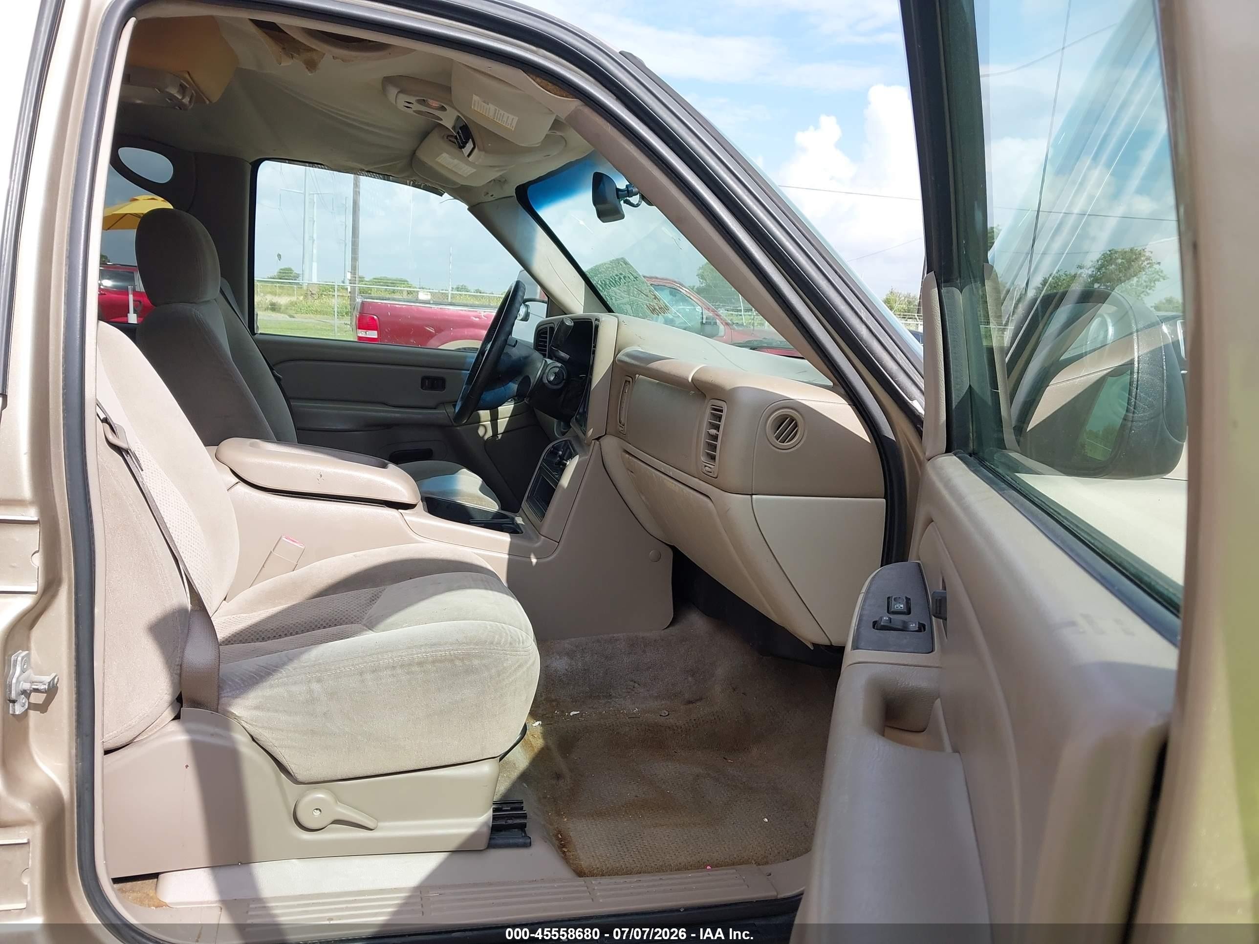 2005 Chevrolet Suburban 1500 Ls Gold vin: 1GNEC16Z25J251233