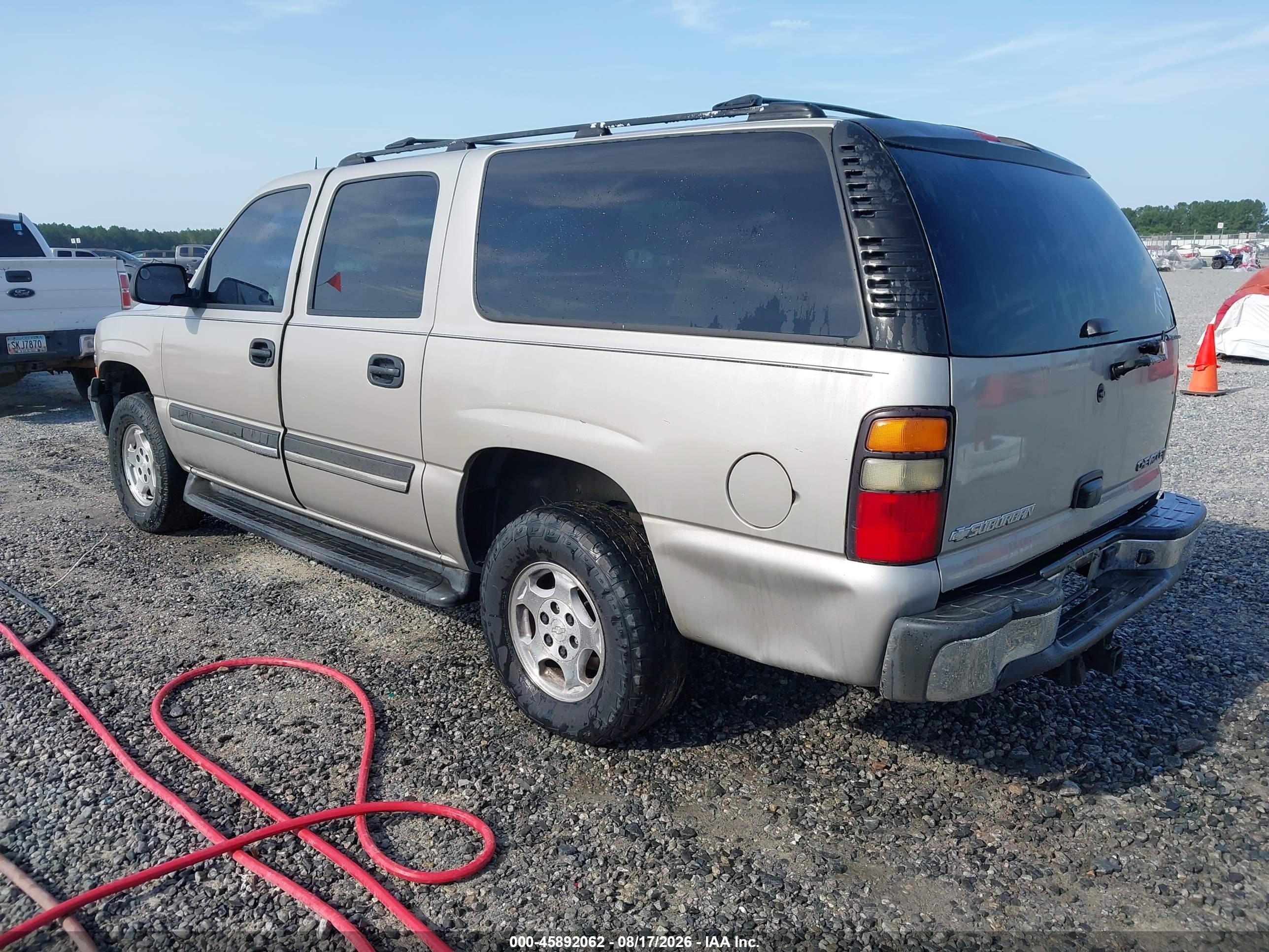 2005 Chevrolet Suburban 1500 Ls Gold vin: 1GNEC16Z45J190628