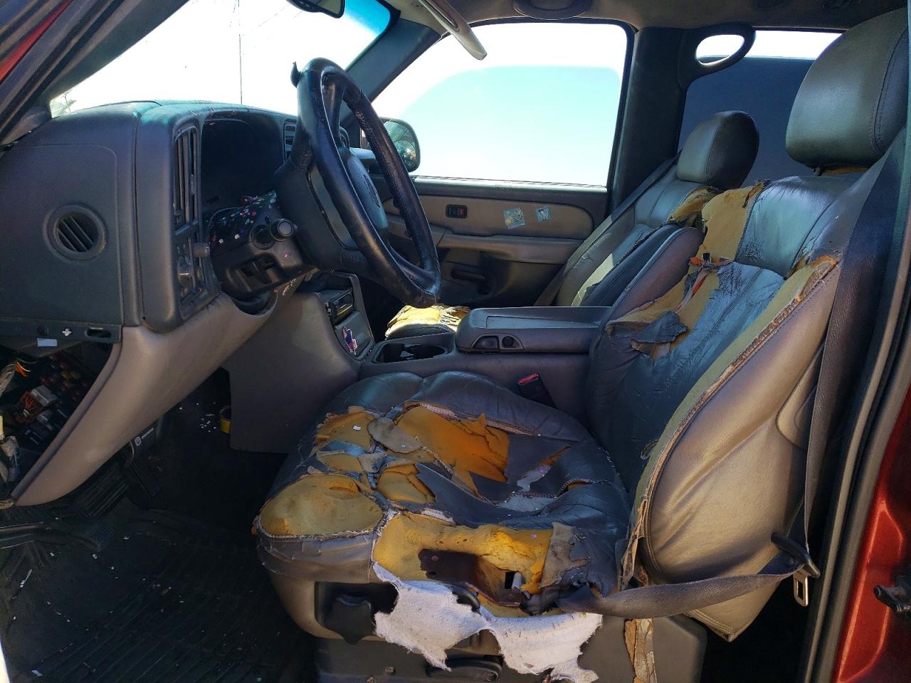 2002 Chevrolet Suburban C1500 Maroon vin: 1GNEC16Z52J151039