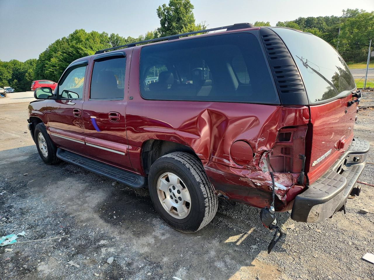2003 Chevrolet Suburban C1500 Maroon vin: 1GNEC16Z53J245388