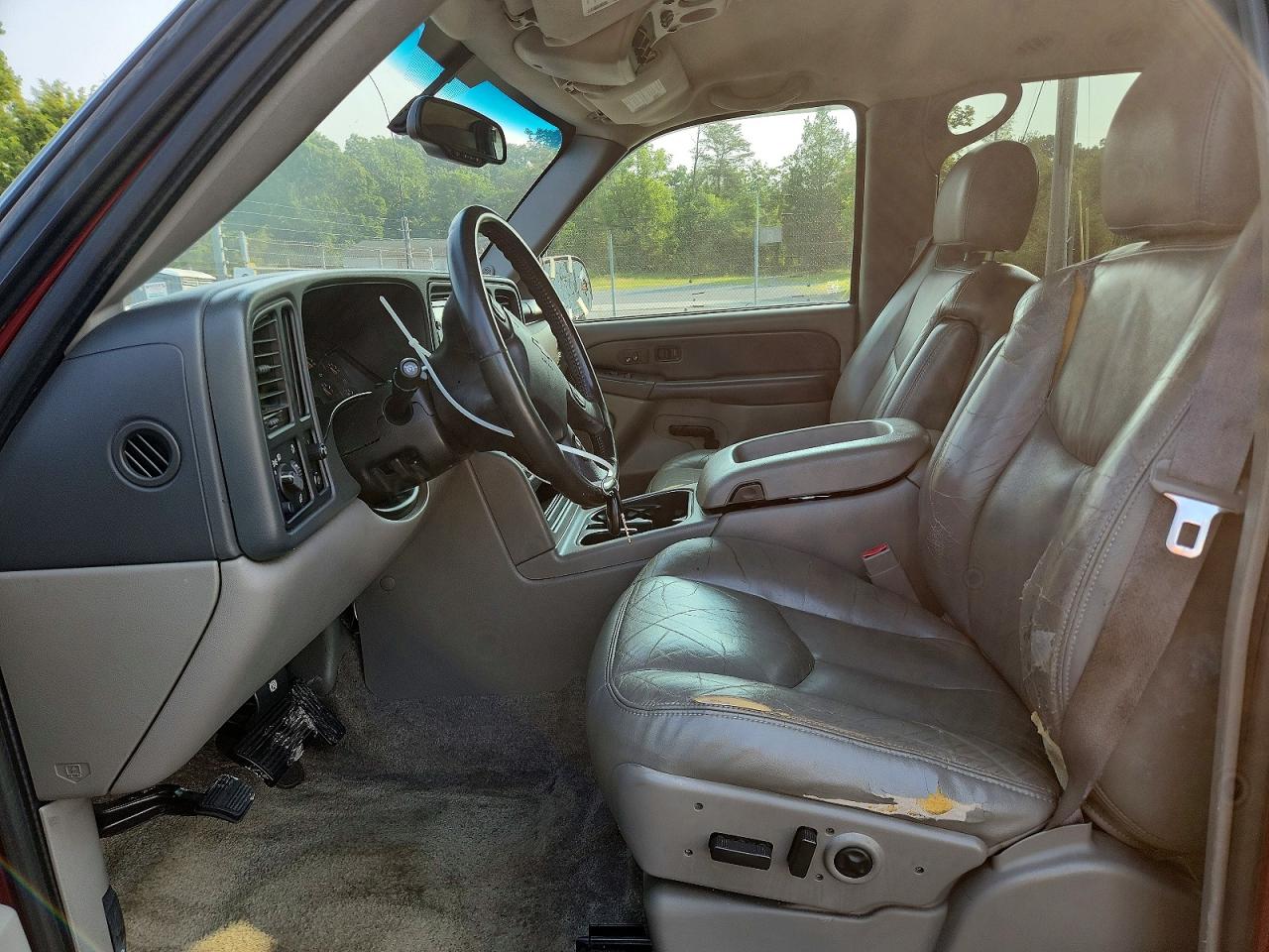 2003 Chevrolet Suburban C1500 Maroon vin: 1GNEC16Z53J245388