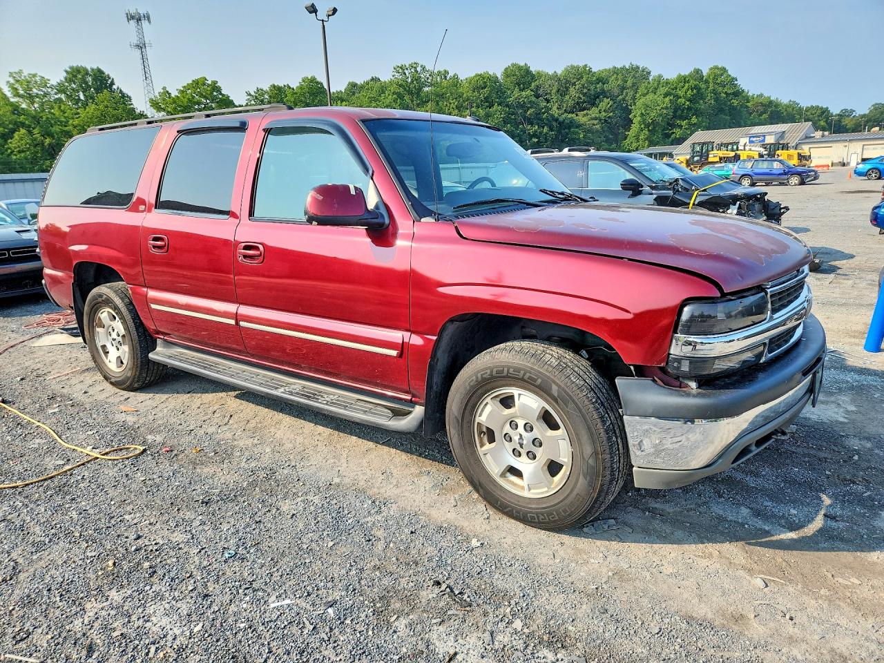 2003 Chevrolet Suburban C1500 Maroon vin: 1GNEC16Z53J245388