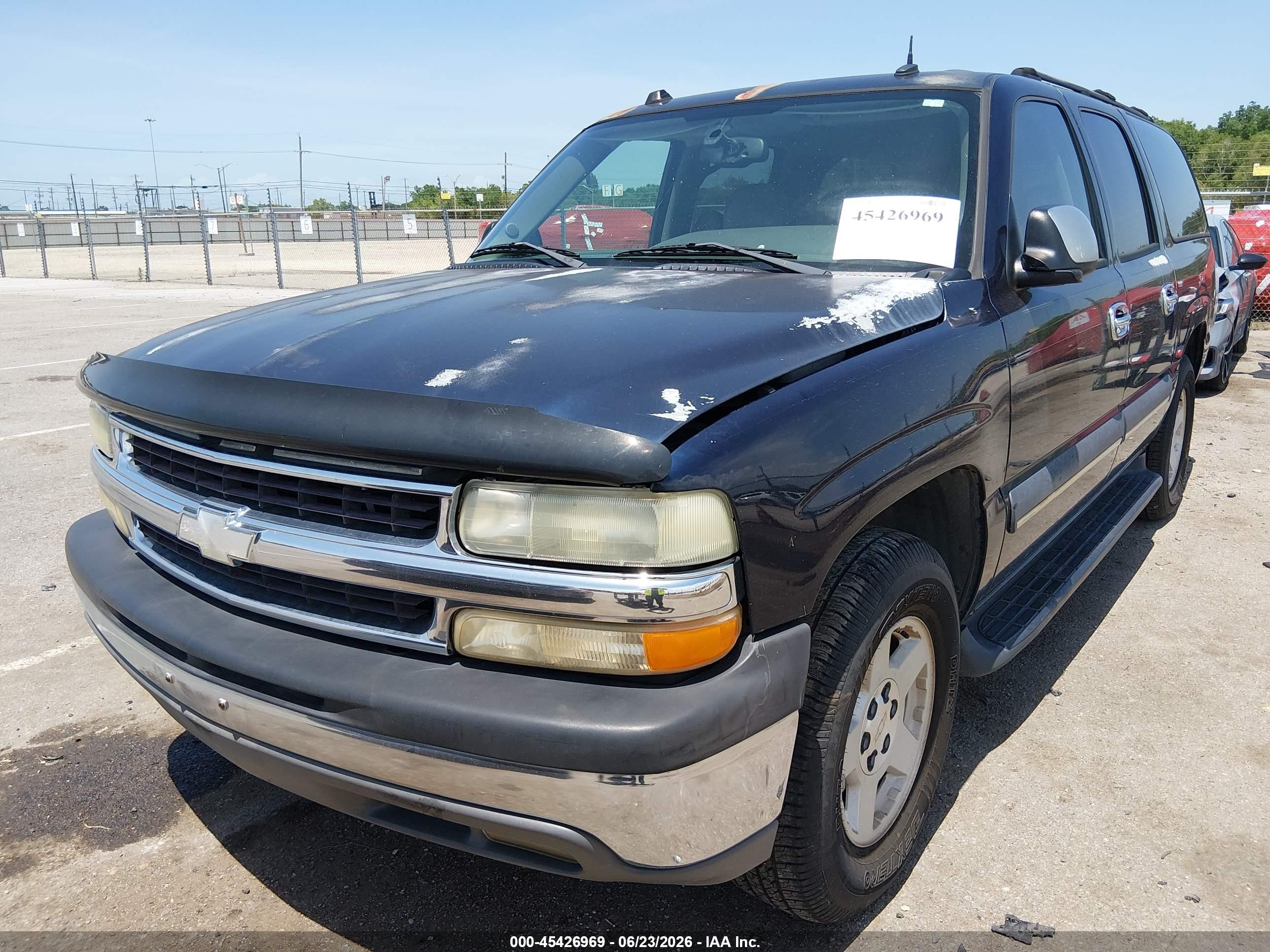 2004 Chevrolet Suburban 1500 Lt Blue vin: 1GNEC16Z54J117167