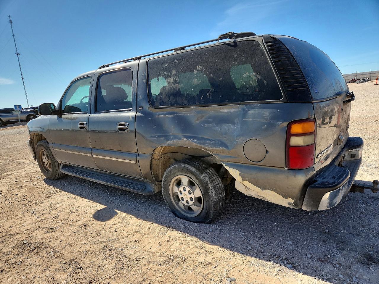 2002 Chevrolet Suburban Gray vin: 1GNEC16Z62J120429