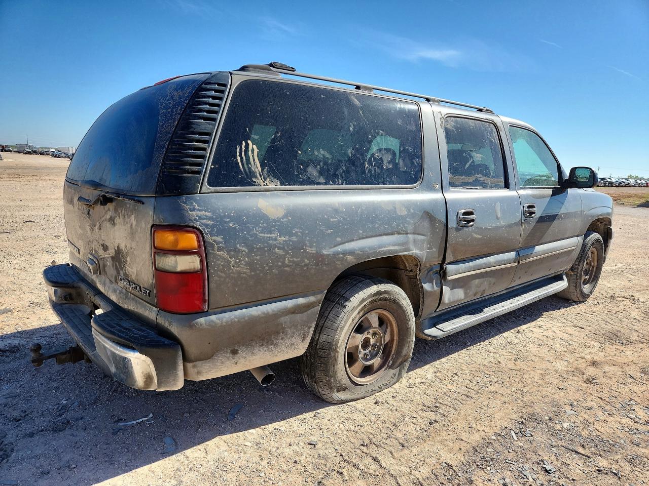 2002 Chevrolet Suburban Gray vin: 1GNEC16Z62J120429