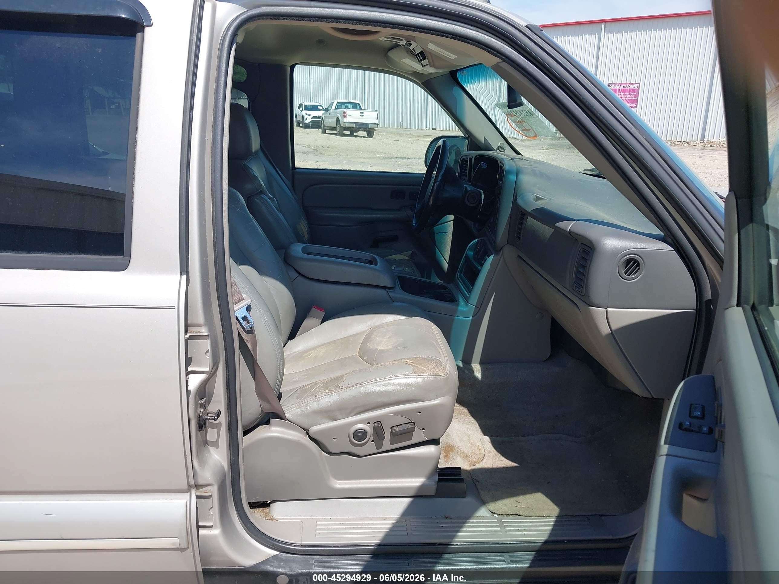 2004 Chevrolet Suburban 1500 Lt Champagne vin: 1GNEC16Z64J107599