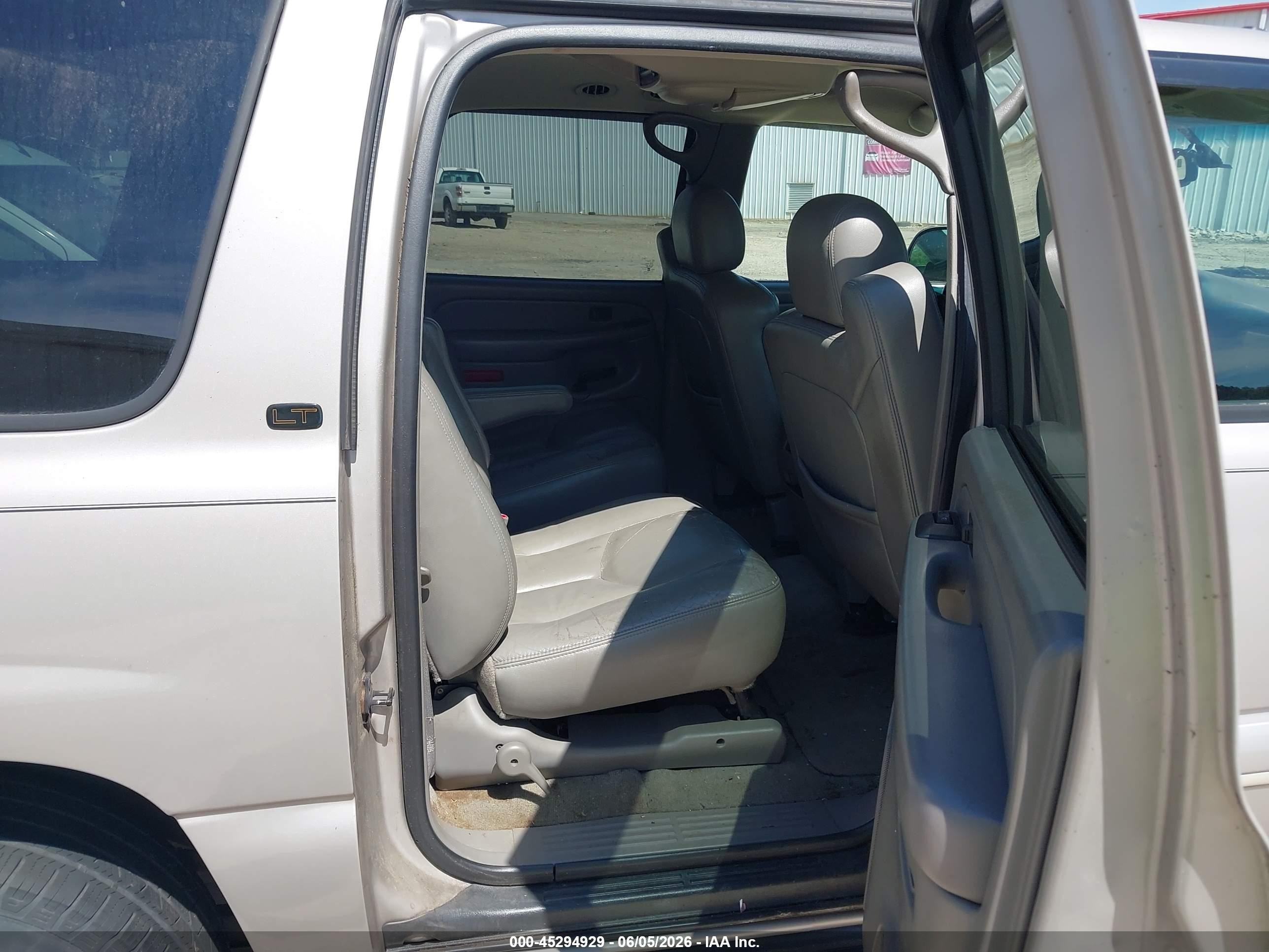 2004 Chevrolet Suburban 1500 Lt Champagne vin: 1GNEC16Z64J107599
