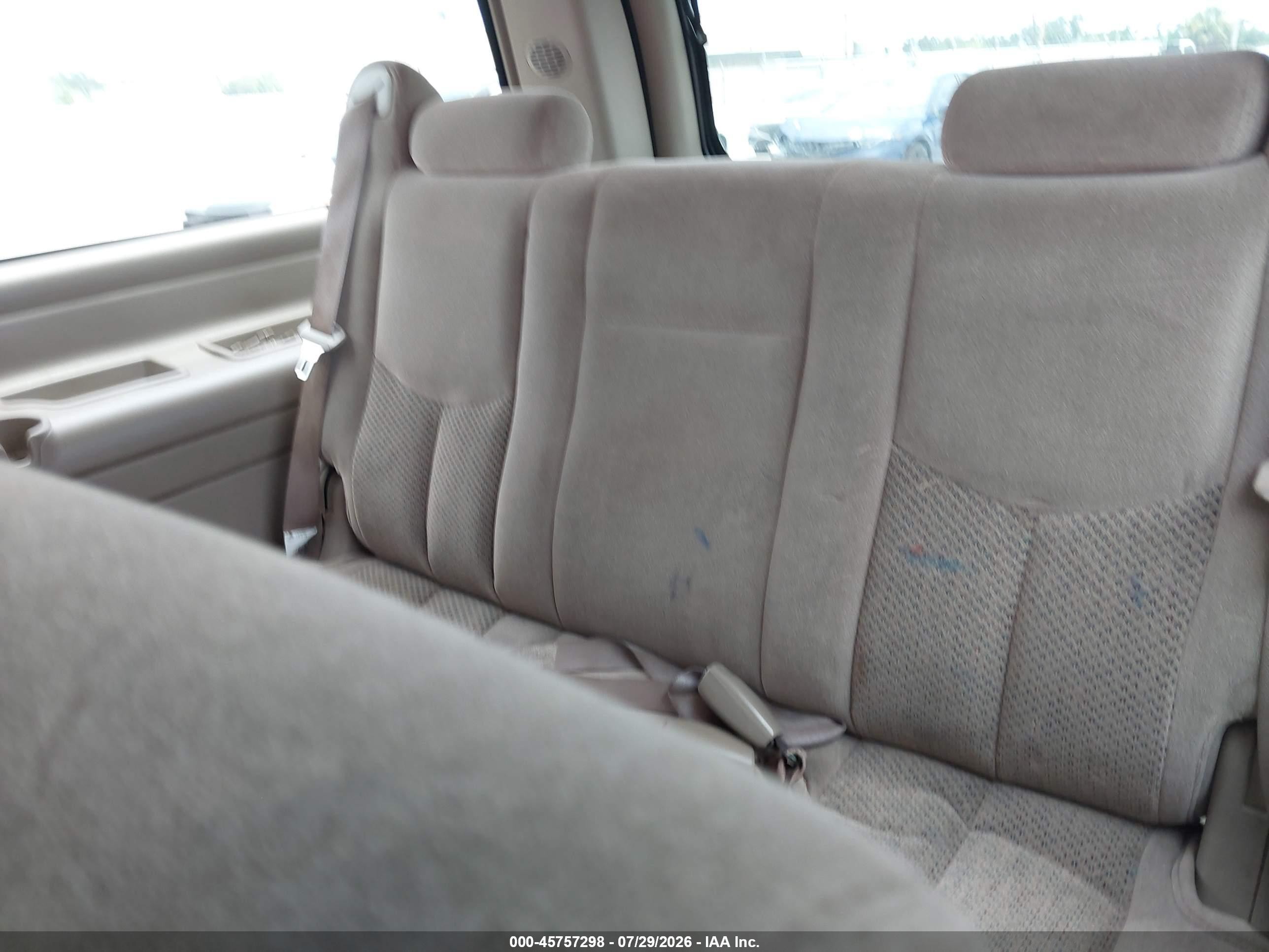 2006 Chevrolet Suburban 1500 Ls Темно-бордовый vin: 1GNEC16Z66J154179