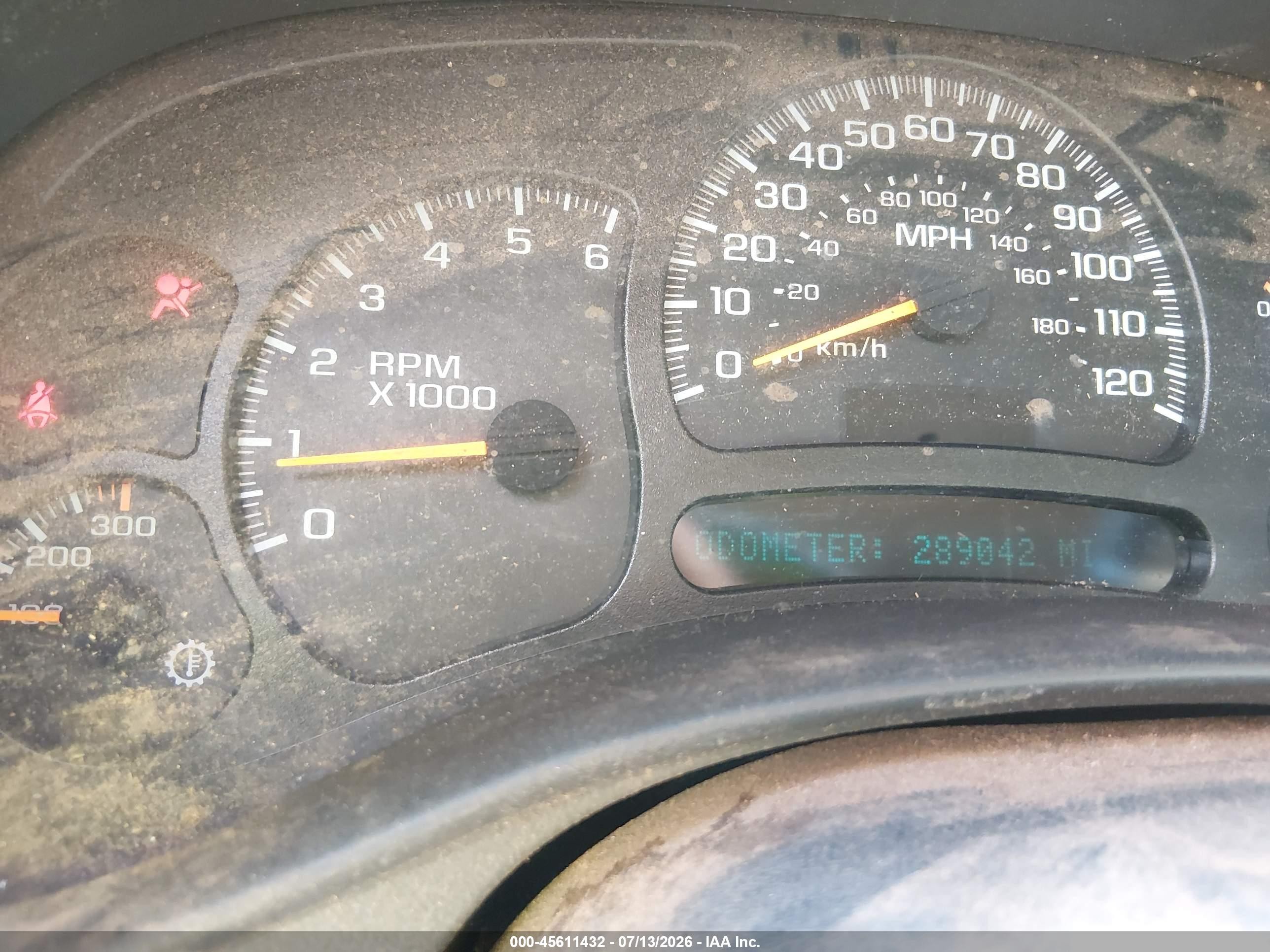 2003 Chevrolet Suburban 1500 Ls Черный vin: 1GNEC16Z73J240340