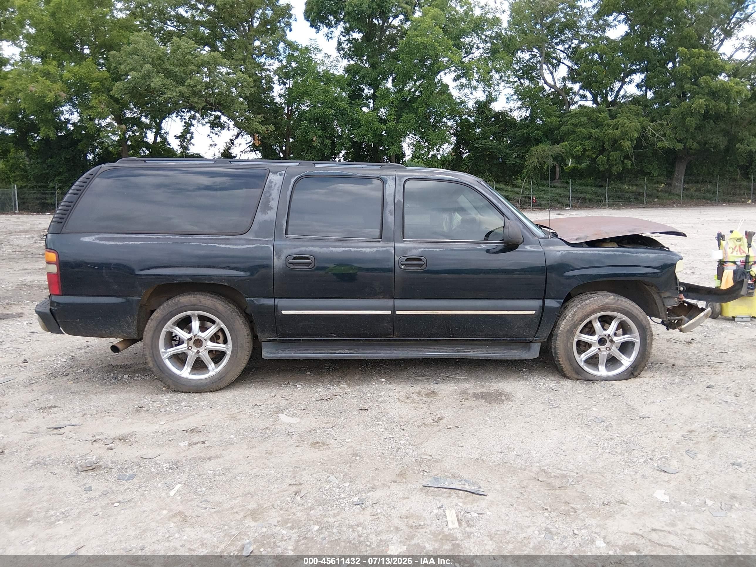 2003 Chevrolet Suburban 1500 Ls Черный vin: 1GNEC16Z73J240340