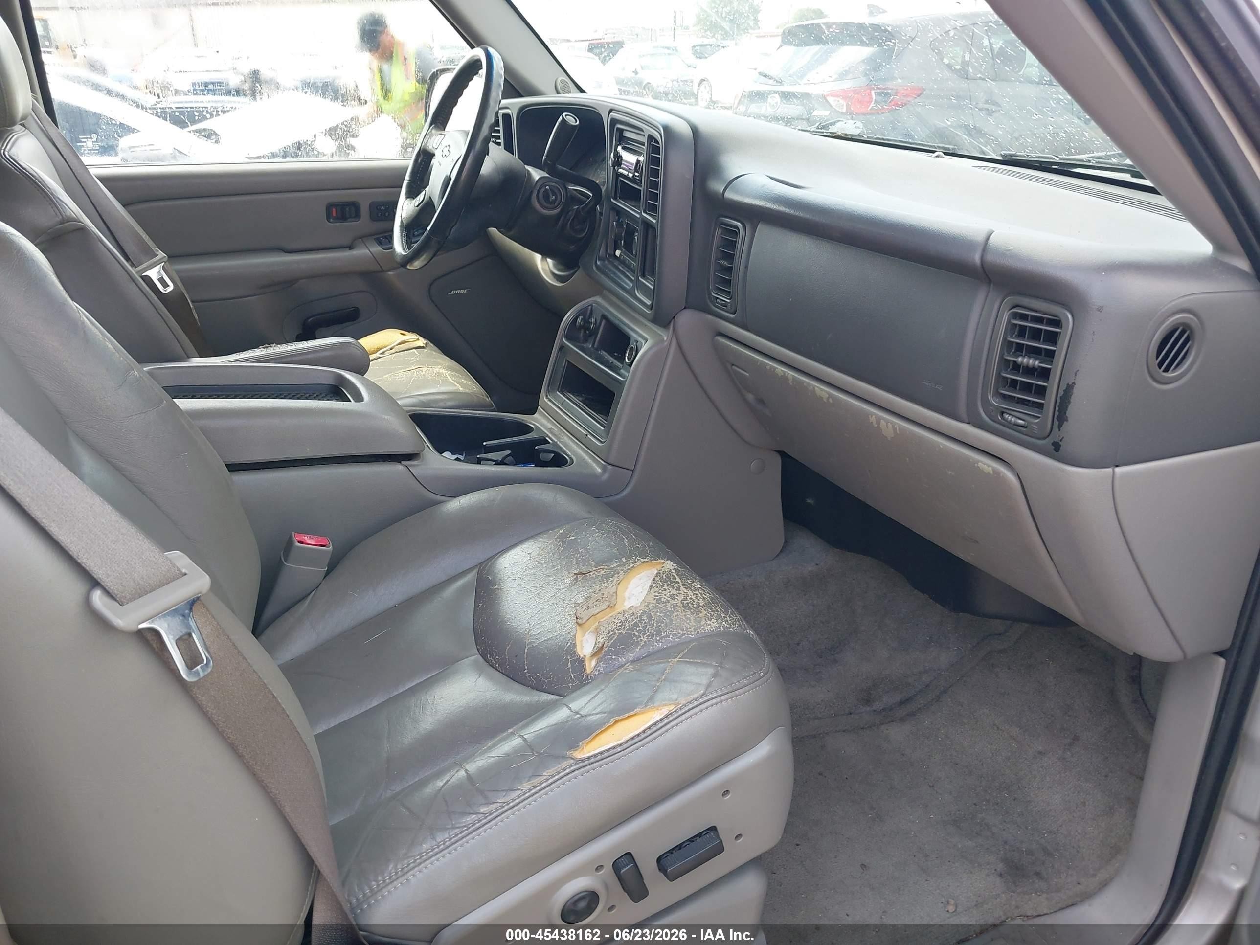 2004 Chevrolet Suburban 1500 Lt Tan vin: 1GNEC16Z74J244793