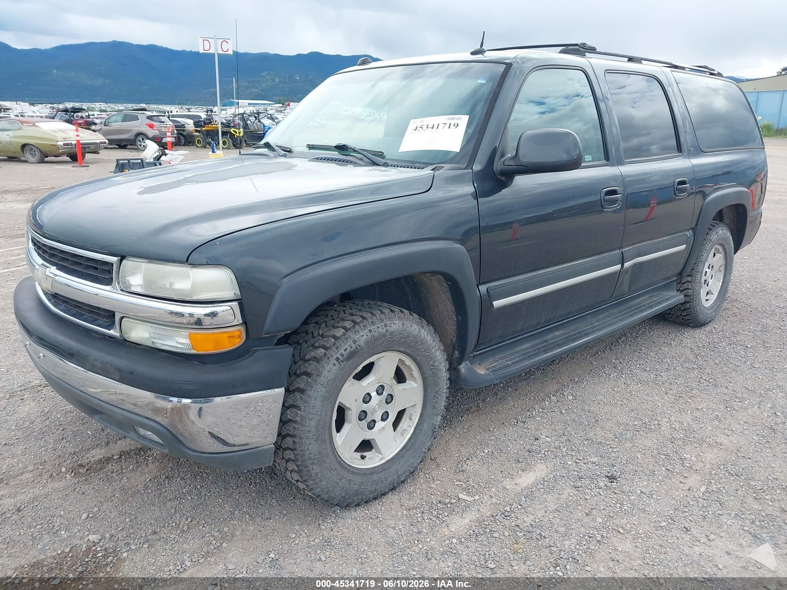 2005 Chevrolet Suburban 1500 Lt Gray vin: 1GNEC16Z75J157980