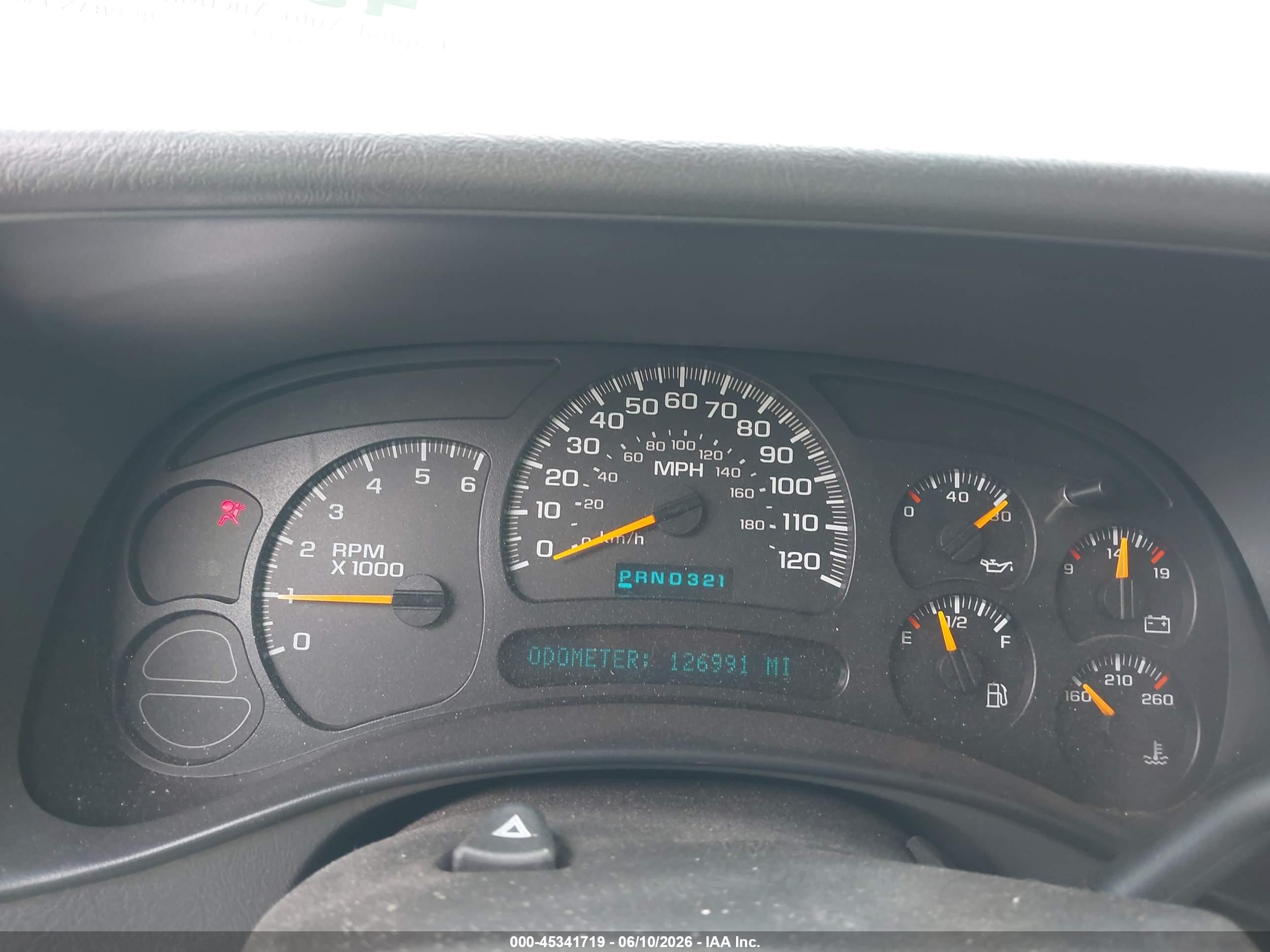 2005 Chevrolet Suburban 1500 Lt Gray vin: 1GNEC16Z75J157980