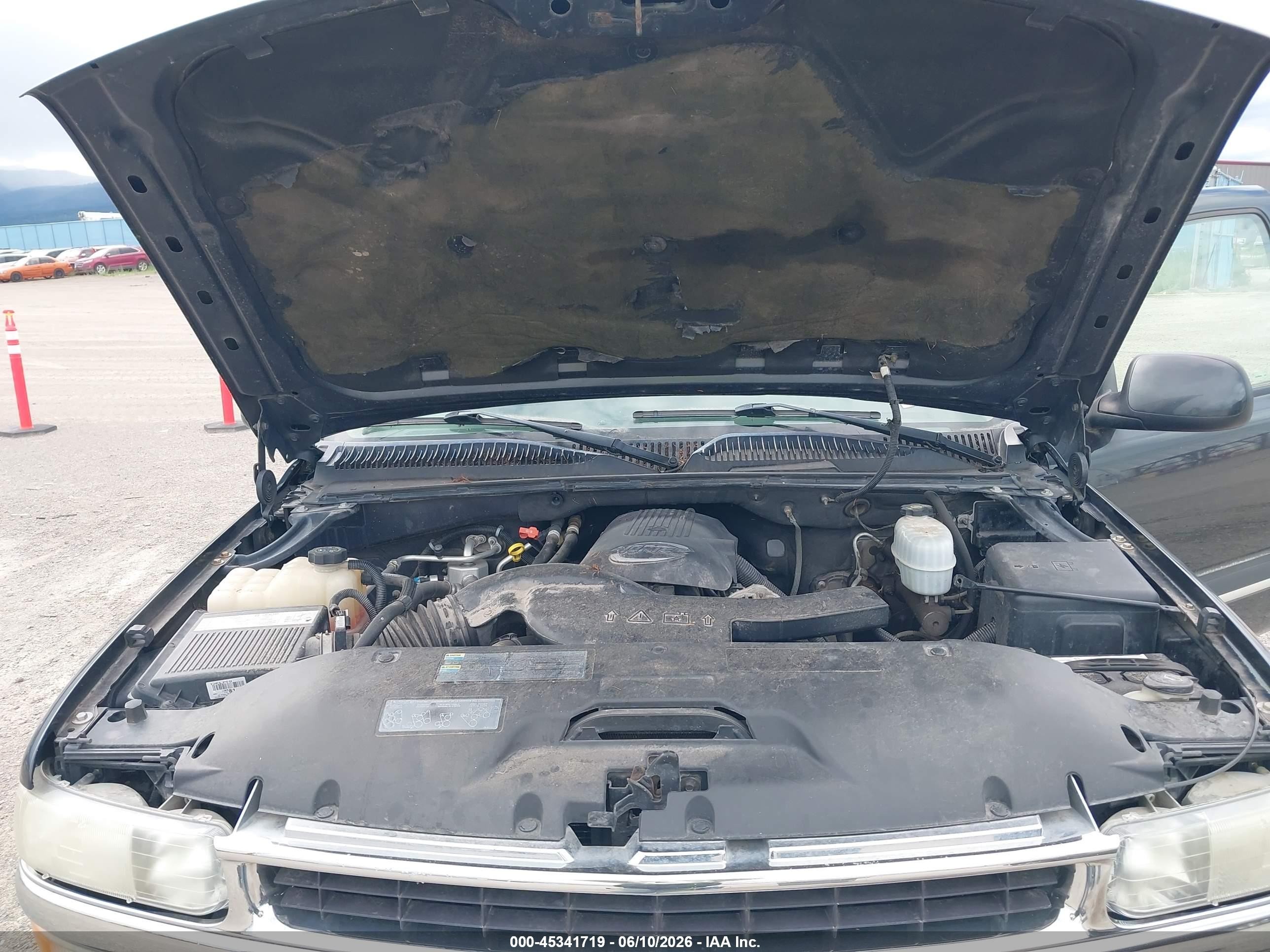 2005 Chevrolet Suburban 1500 Lt Gray vin: 1GNEC16Z75J157980