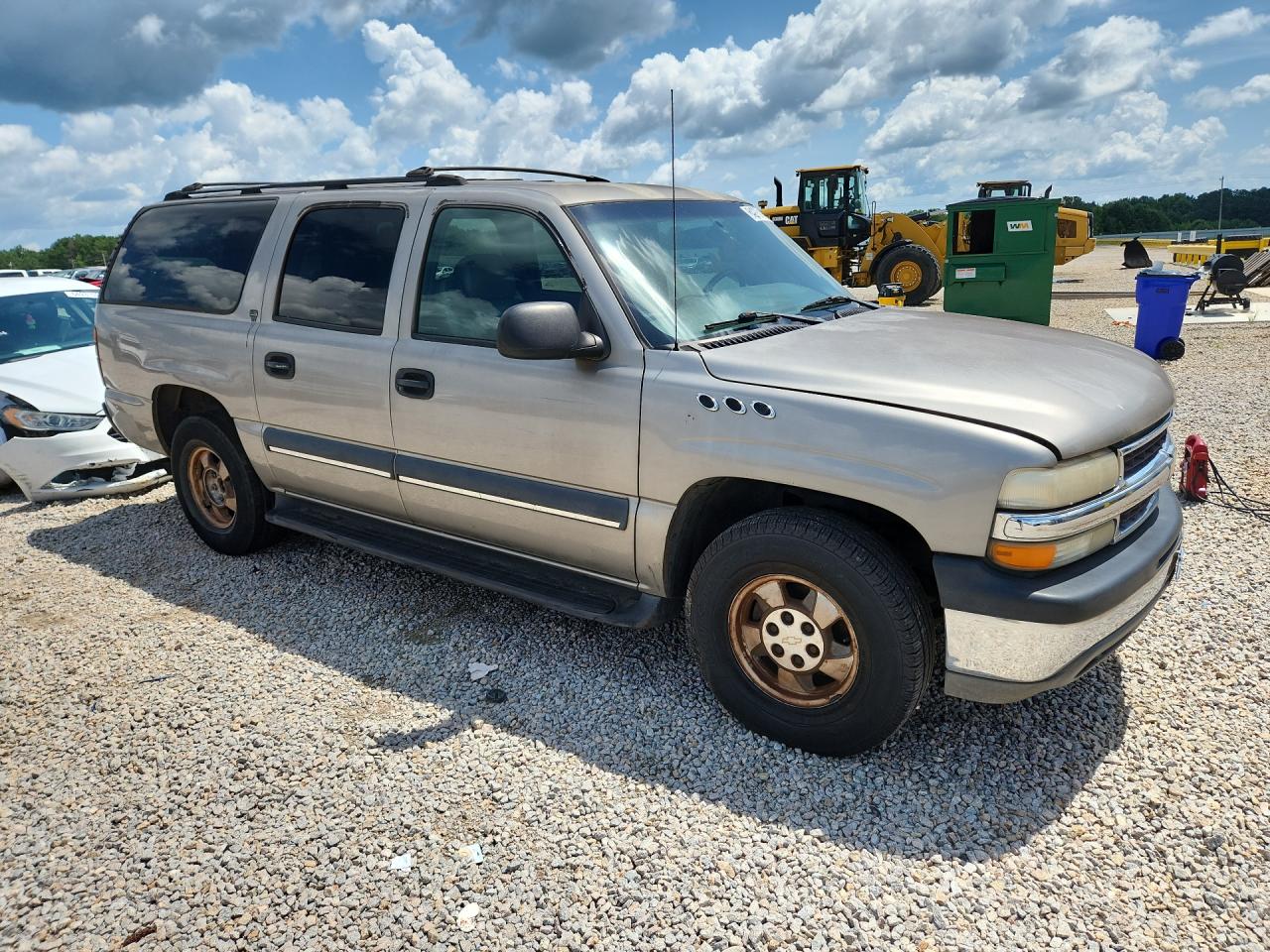 2002 Chevrolet Suburban C1500 Gold vin: 1GNEC16Z82J116561