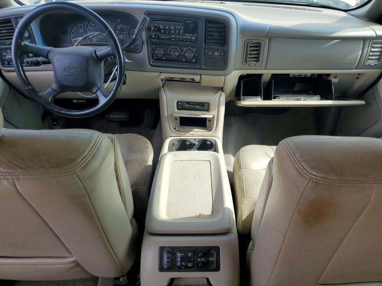 2002 Chevrolet Suburban Tan vin: 1GNEC16Z82J230852