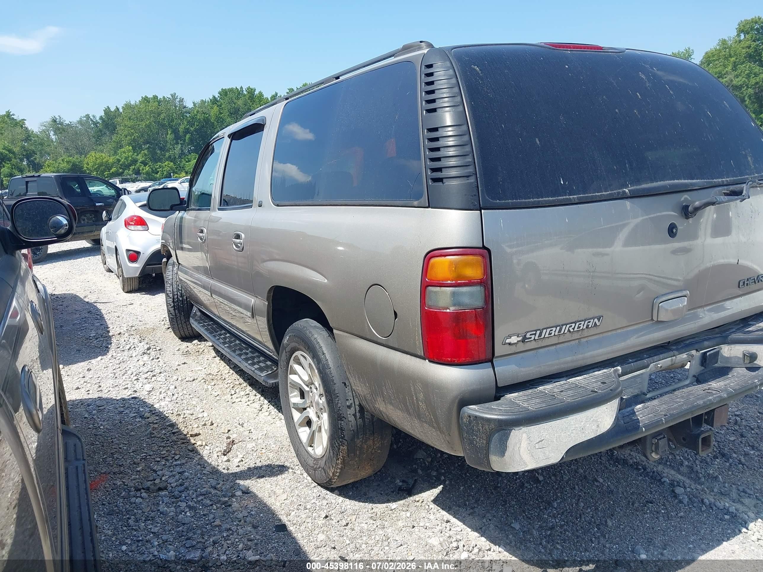 2002 Chevrolet Suburban 1500 Lt Brown vin: 1GNEC16Z82J307008