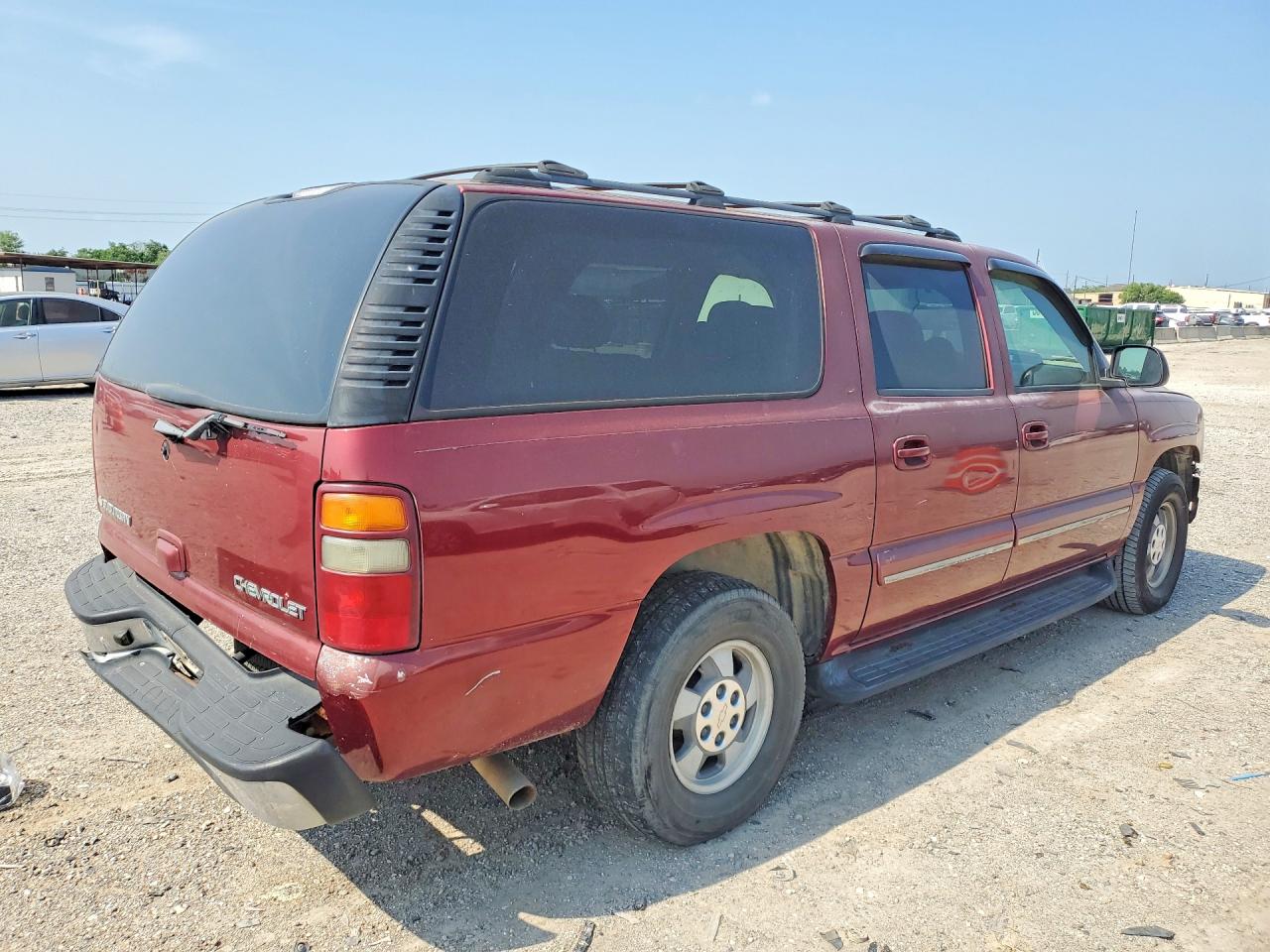 2003 Chevrolet Suburban Maroon vin: 1GNEC16Z83J166829