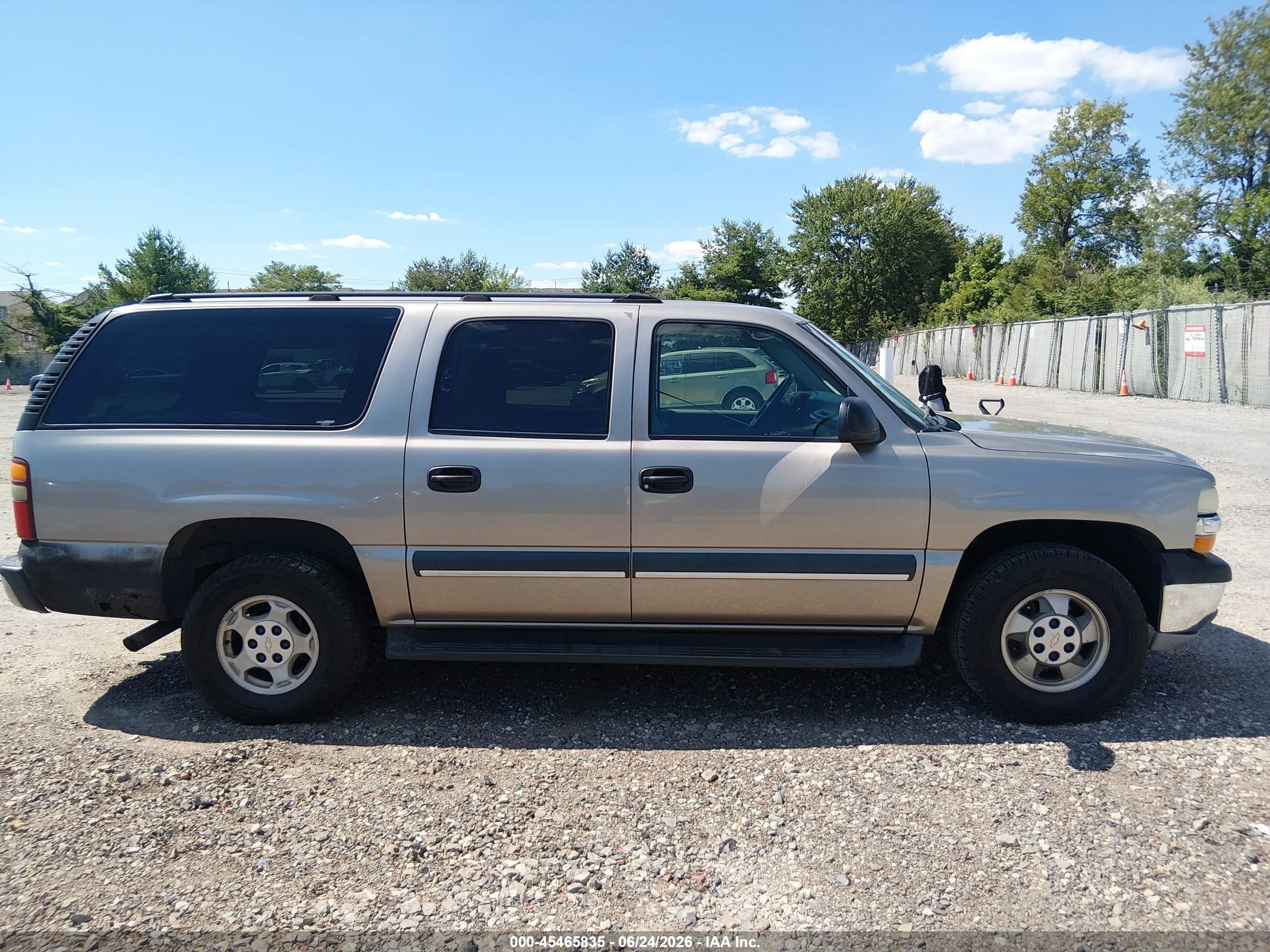 2003 Chevrolet Suburban 1500 Ls Beige vin: 1GNEC16Z83J277400