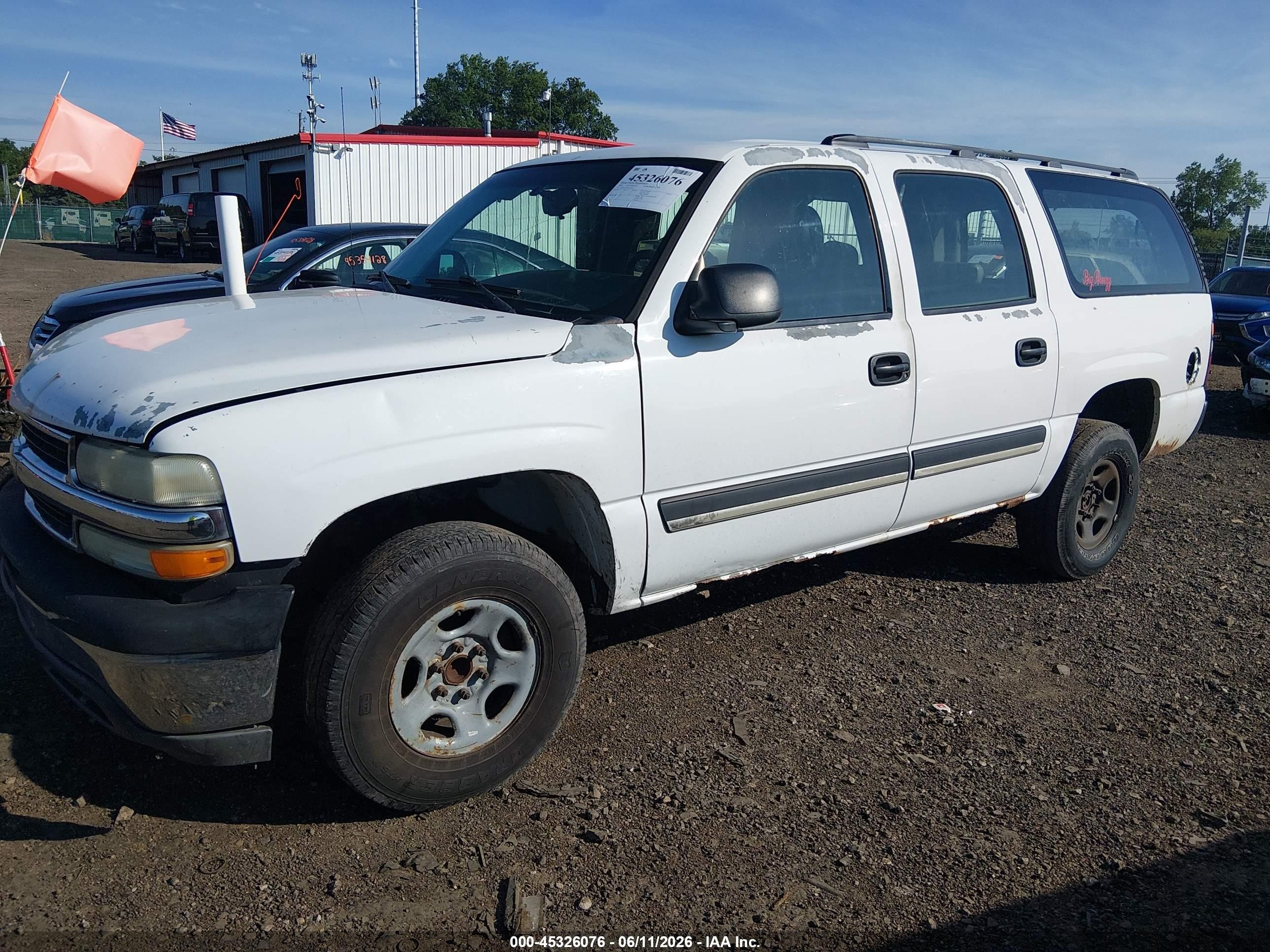 2005 Chevrolet Suburban 1500 Ls White vin: 1GNEC16Z95J242559