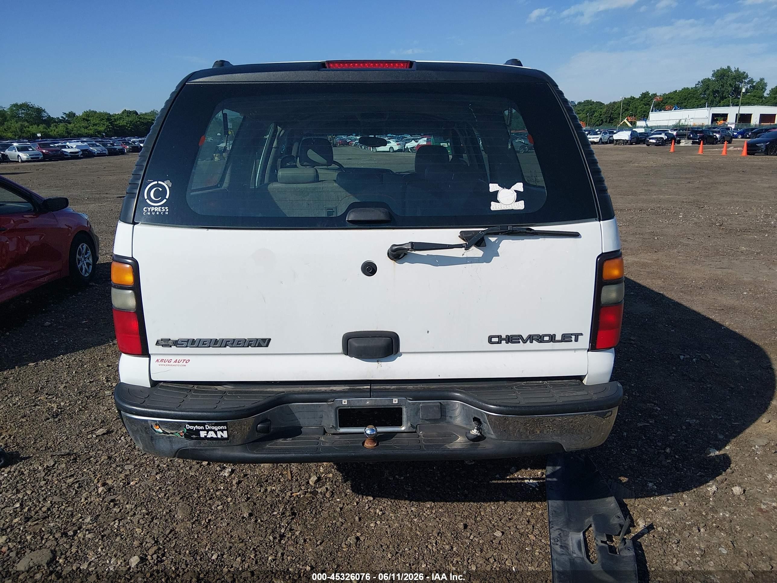 2005 Chevrolet Suburban 1500 Ls White vin: 1GNEC16Z95J242559