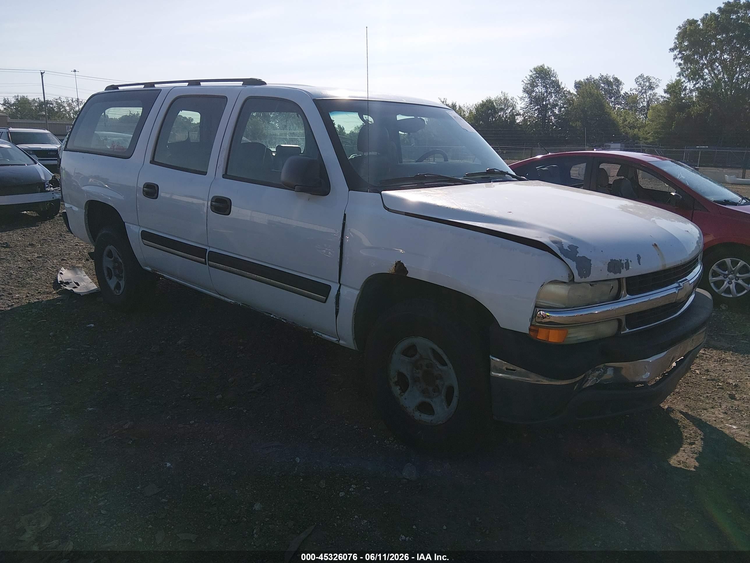 2005 Chevrolet Suburban 1500 Ls White vin: 1GNEC16Z95J242559