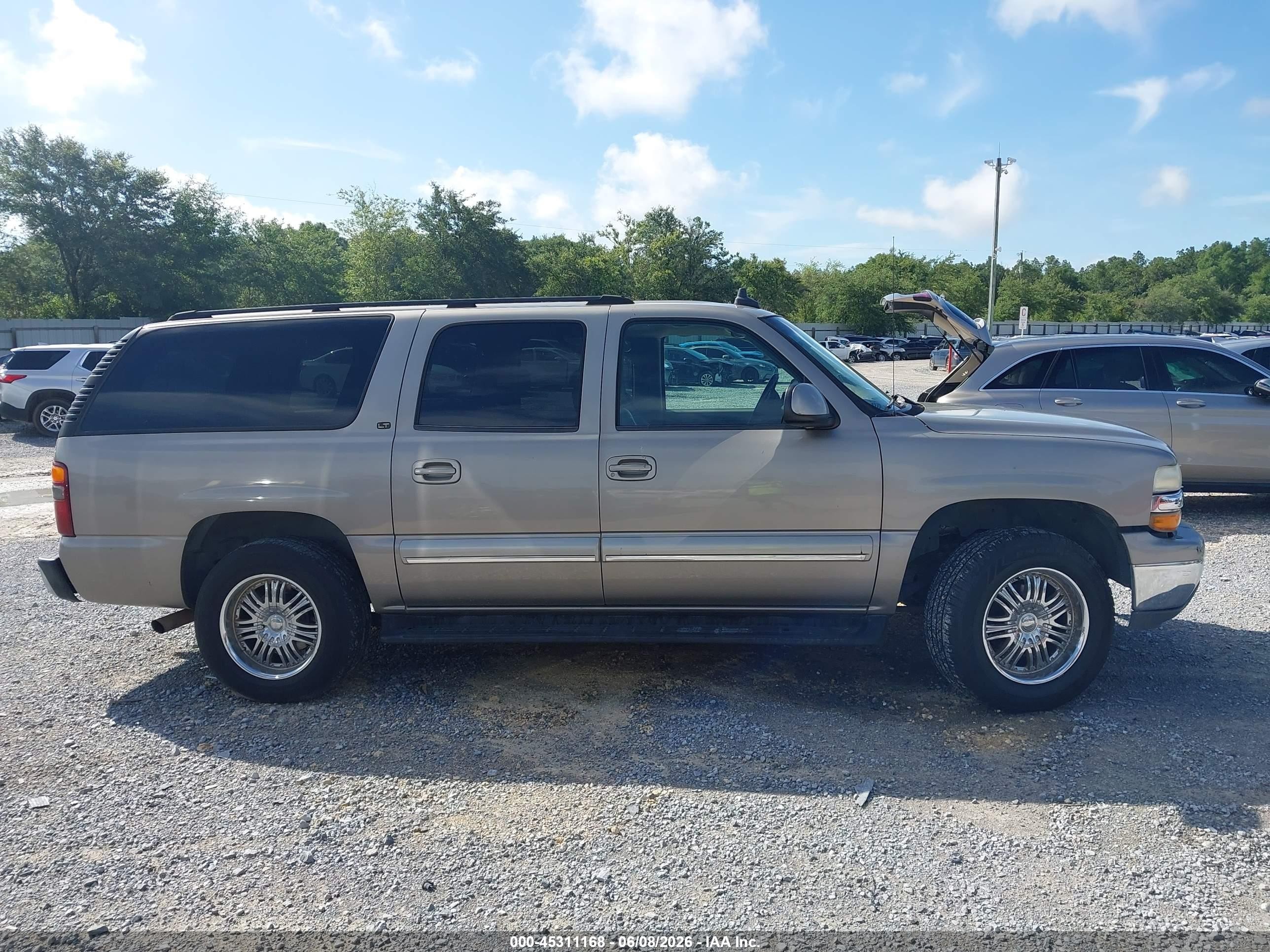 2003 Chevrolet Suburban 1500 Lt Tan vin: 1GNEC16ZX3J101951