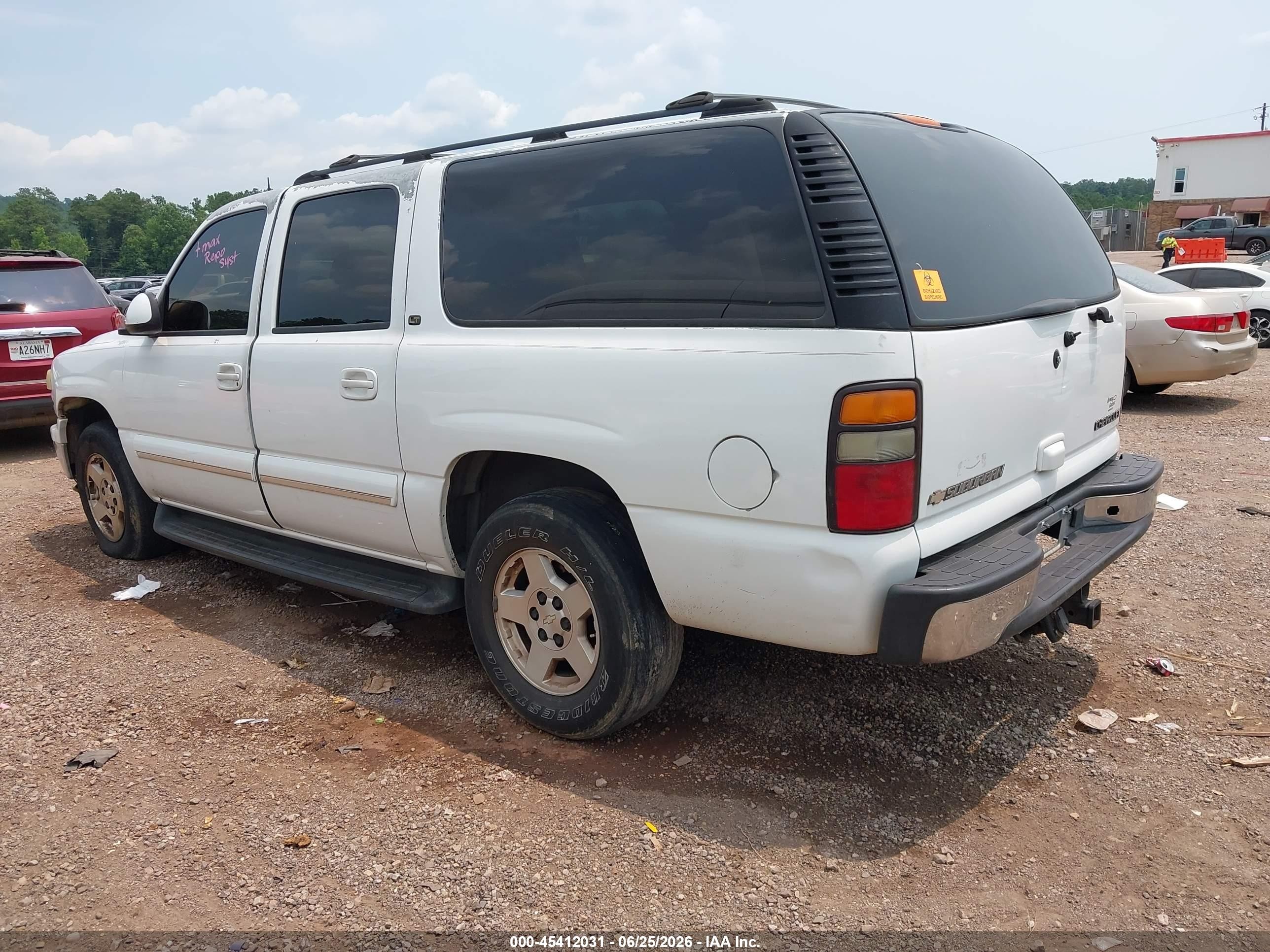 2004 Chevrolet Suburban 1500 Lt White vin: 1GNEC16ZX4J184010