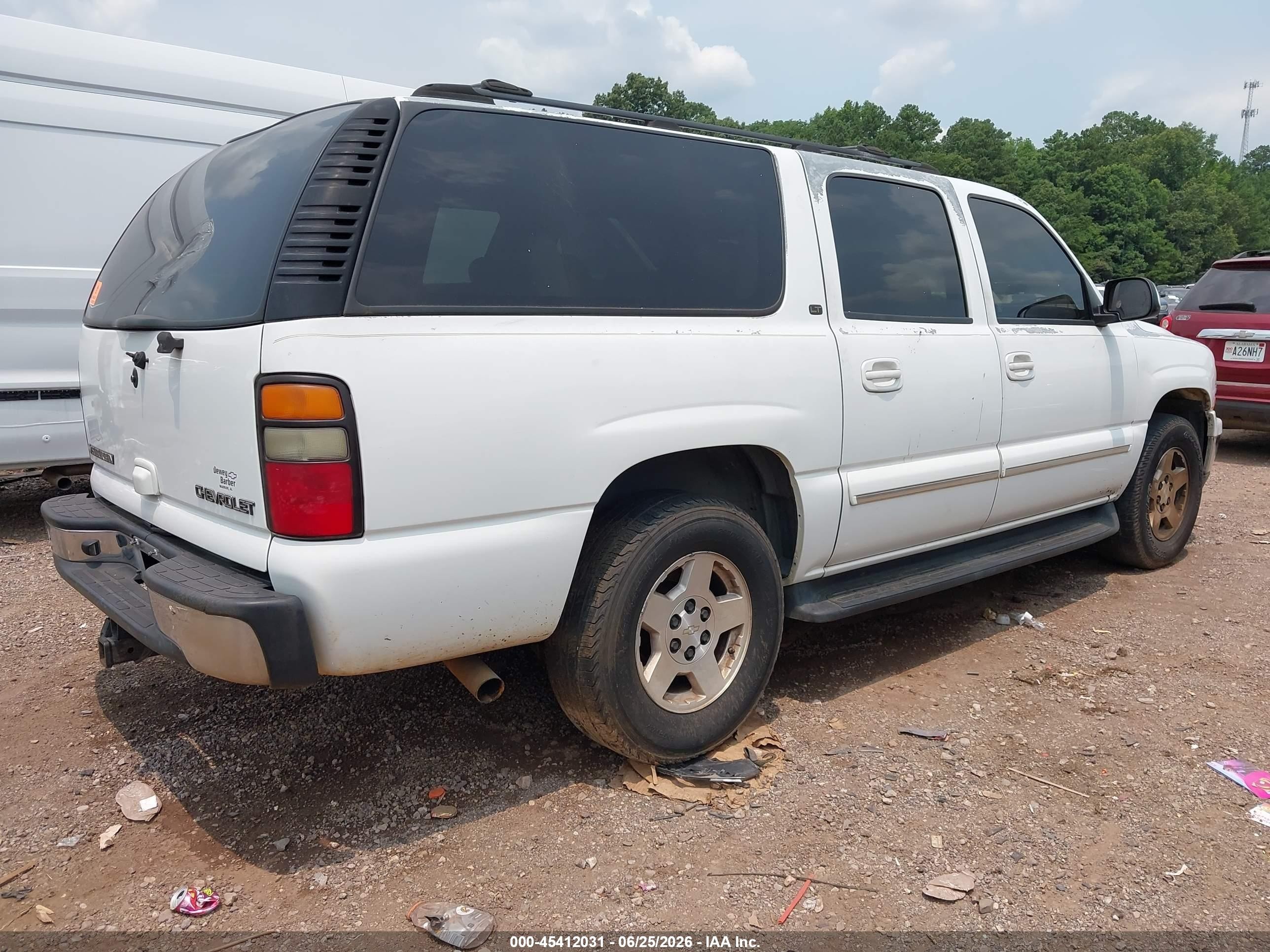 2004 Chevrolet Suburban 1500 Lt White vin: 1GNEC16ZX4J184010