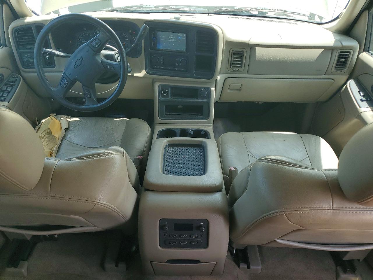 2004 Chevrolet Suburban C1500 Tan vin: 1GNEC16ZX4J296841