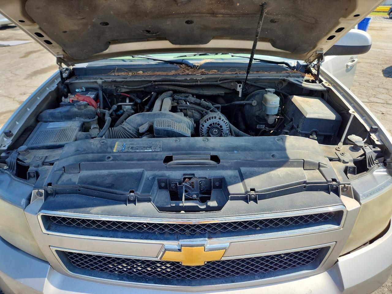 2009 Chevrolet Tahoe C1500 Lt Tan vin: 1GNEC23319R206023