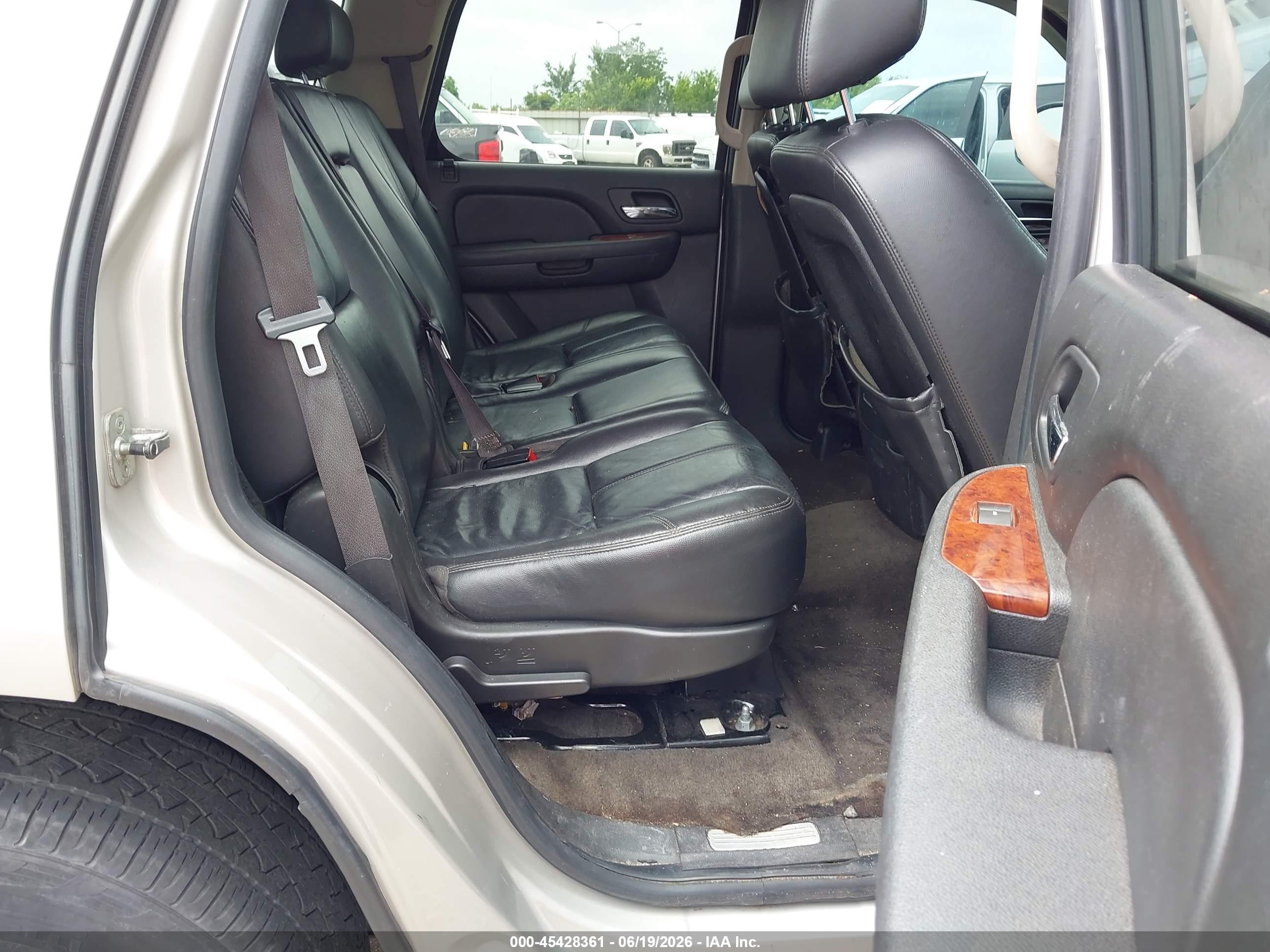 2009 Chevrolet Tahoe Lt2 Gold vin: 1GNEC23329R199700