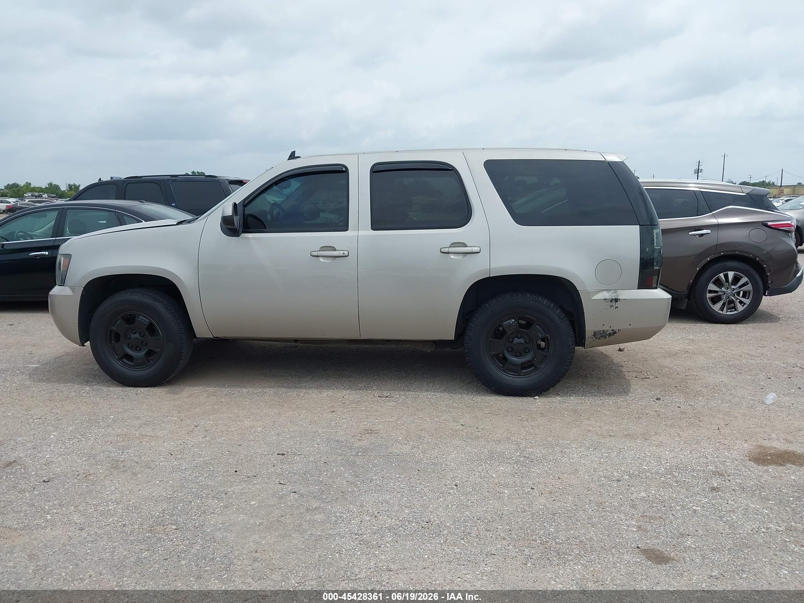 2009 Chevrolet Tahoe Lt2 Gold vin: 1GNEC23329R199700