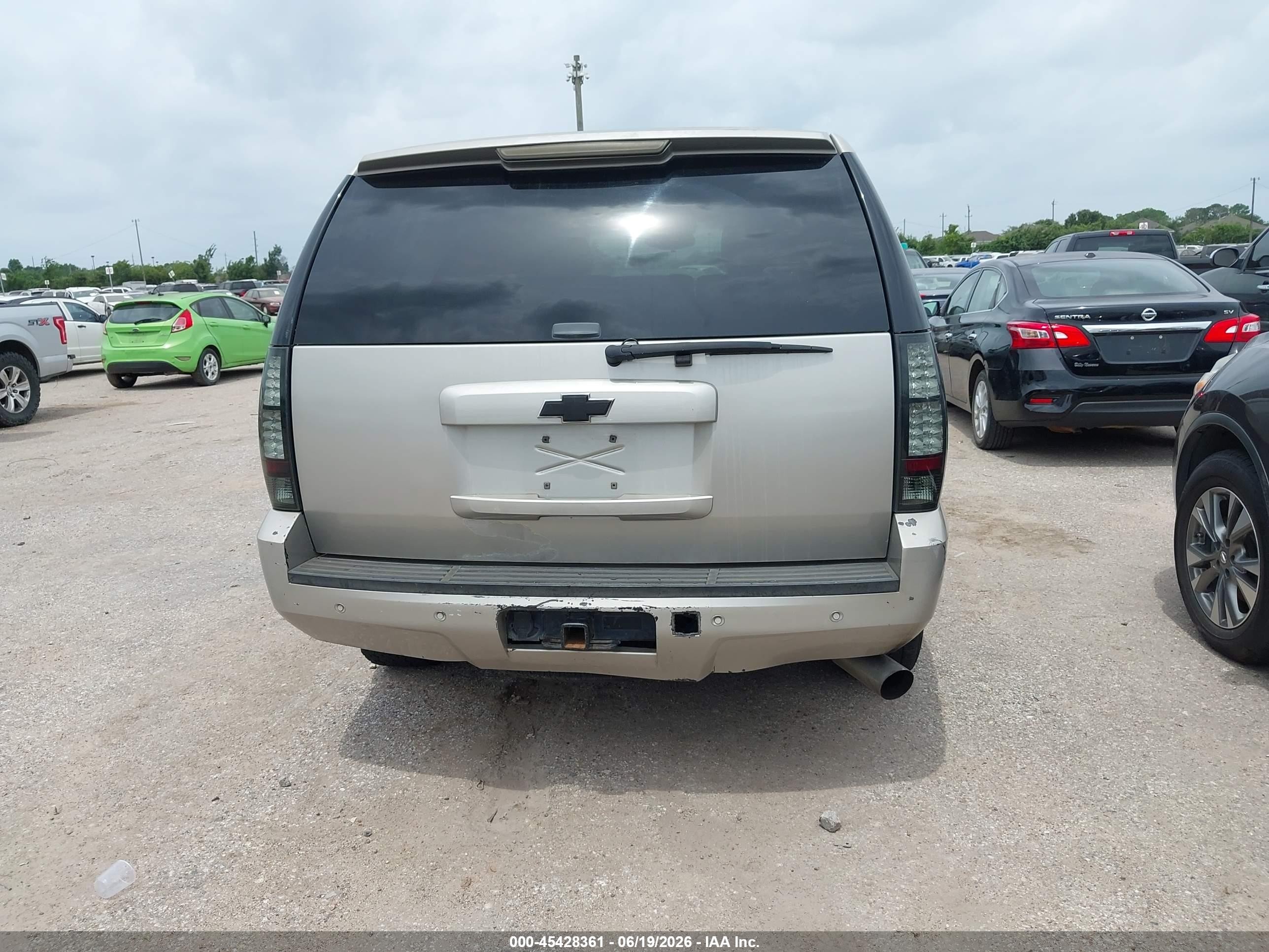 2009 Chevrolet Tahoe Lt2 Gold vin: 1GNEC23329R199700