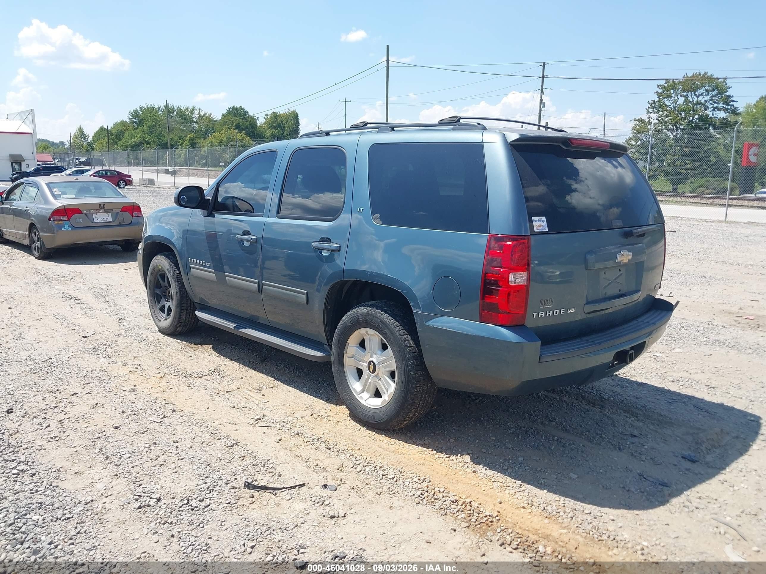 2009 Chevrolet Tahoe Lt1 Blue vin: 1GNEC23379R286265