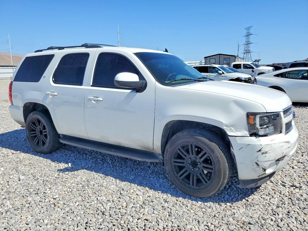 2009 Chevrolet Tahoe C1500 Lt White vin: 1GNEC23399R201636