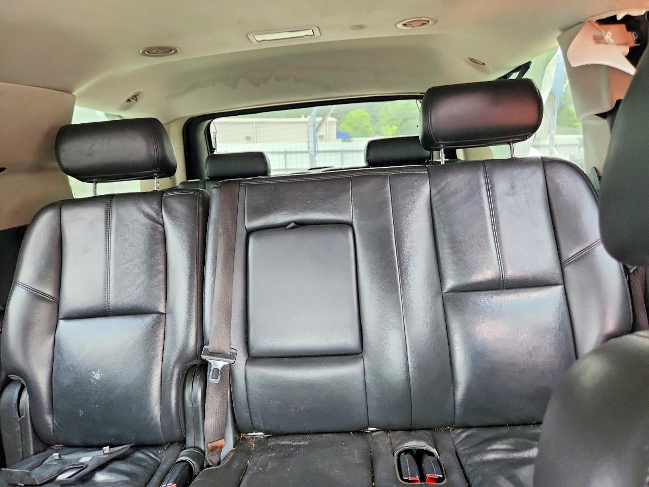 2009 Chevrolet Tahoe C1500 Lt Black vin: 1GNEC23399R270925