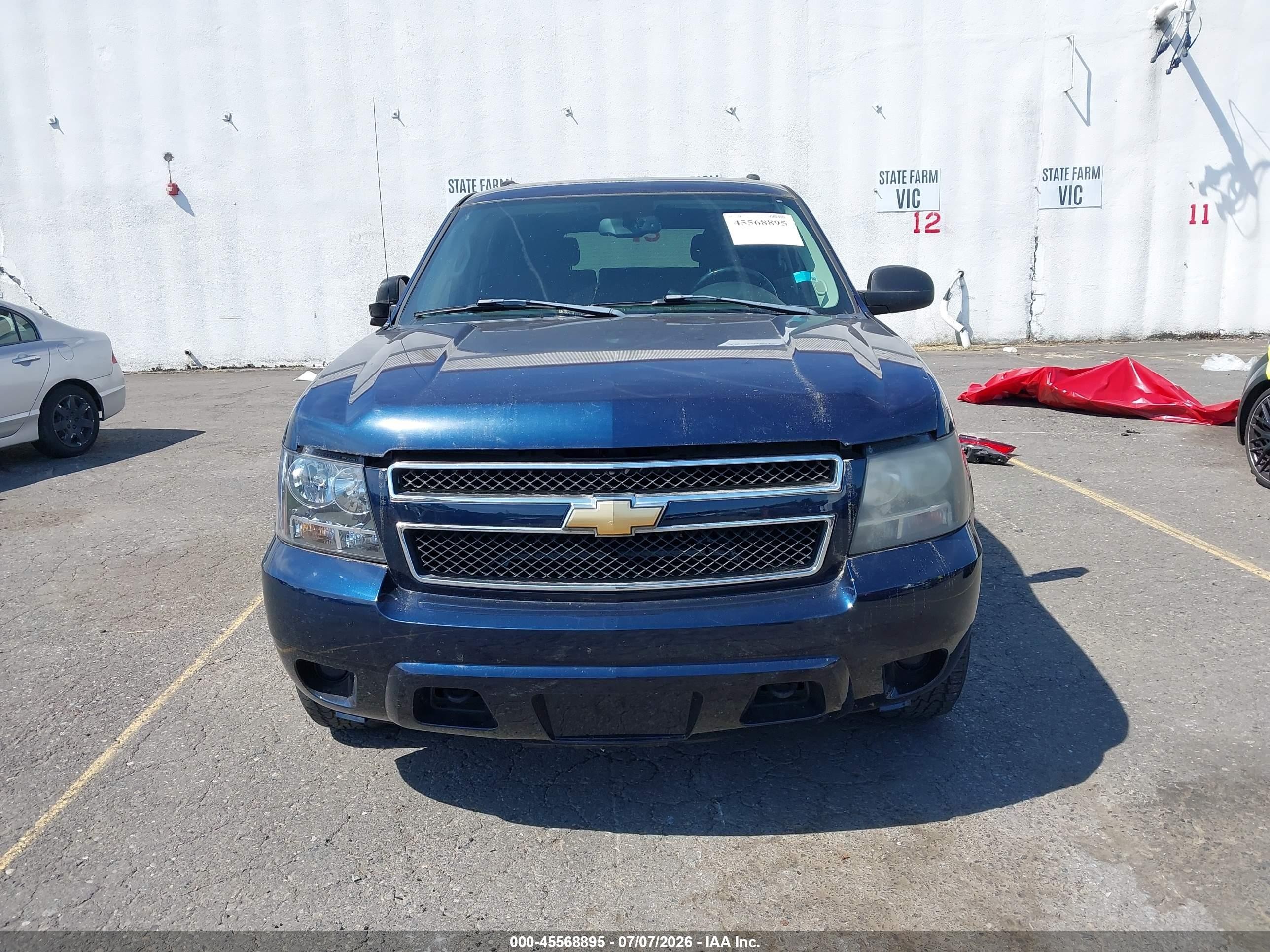 2007 Chevrolet Tahoe Ls Blue vin: 1GNEK13027R151923
