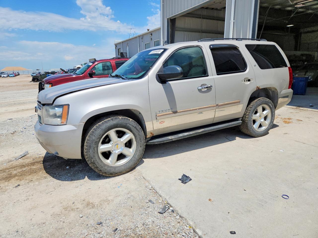 2007 Chevrolet Tahoe K1500 Tan vin: 1GNEK13037J137219