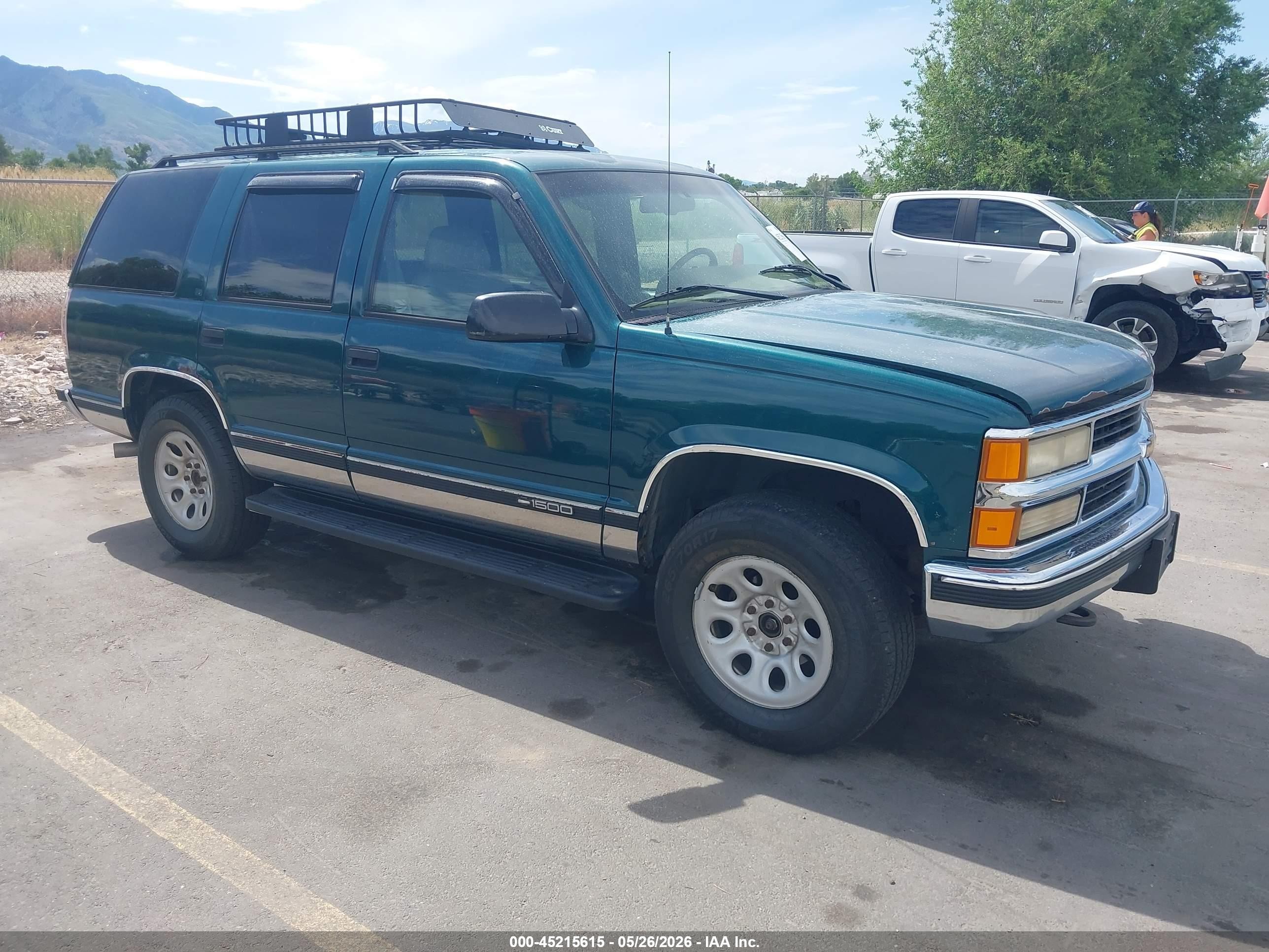 1995 Chevrolet Tahoe K1500 Зеленый vin: 1GNEK13K1SJ447427
