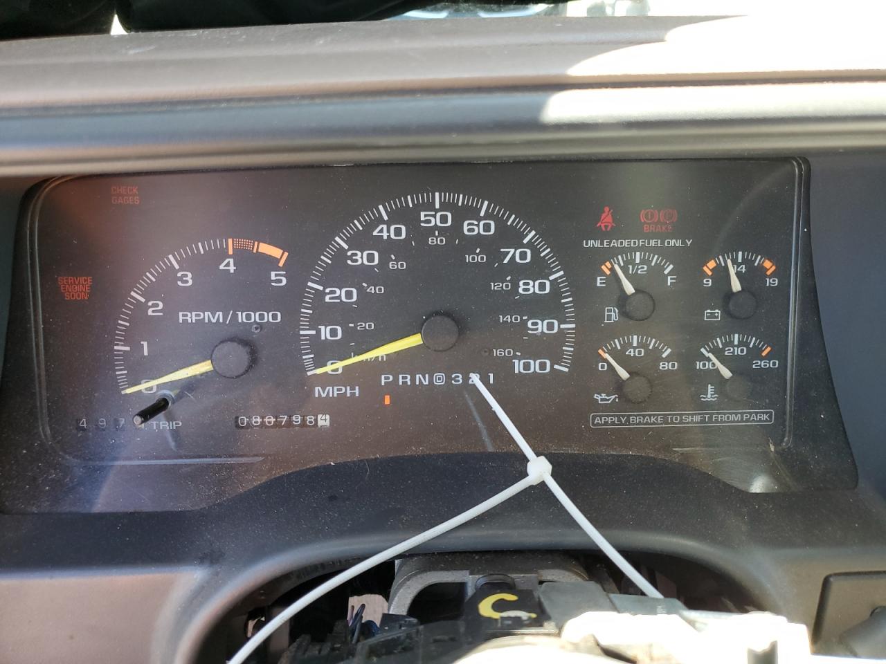 1995 Chevrolet Tahoe K1500 White vin: 1GNEK13K2SJ418115